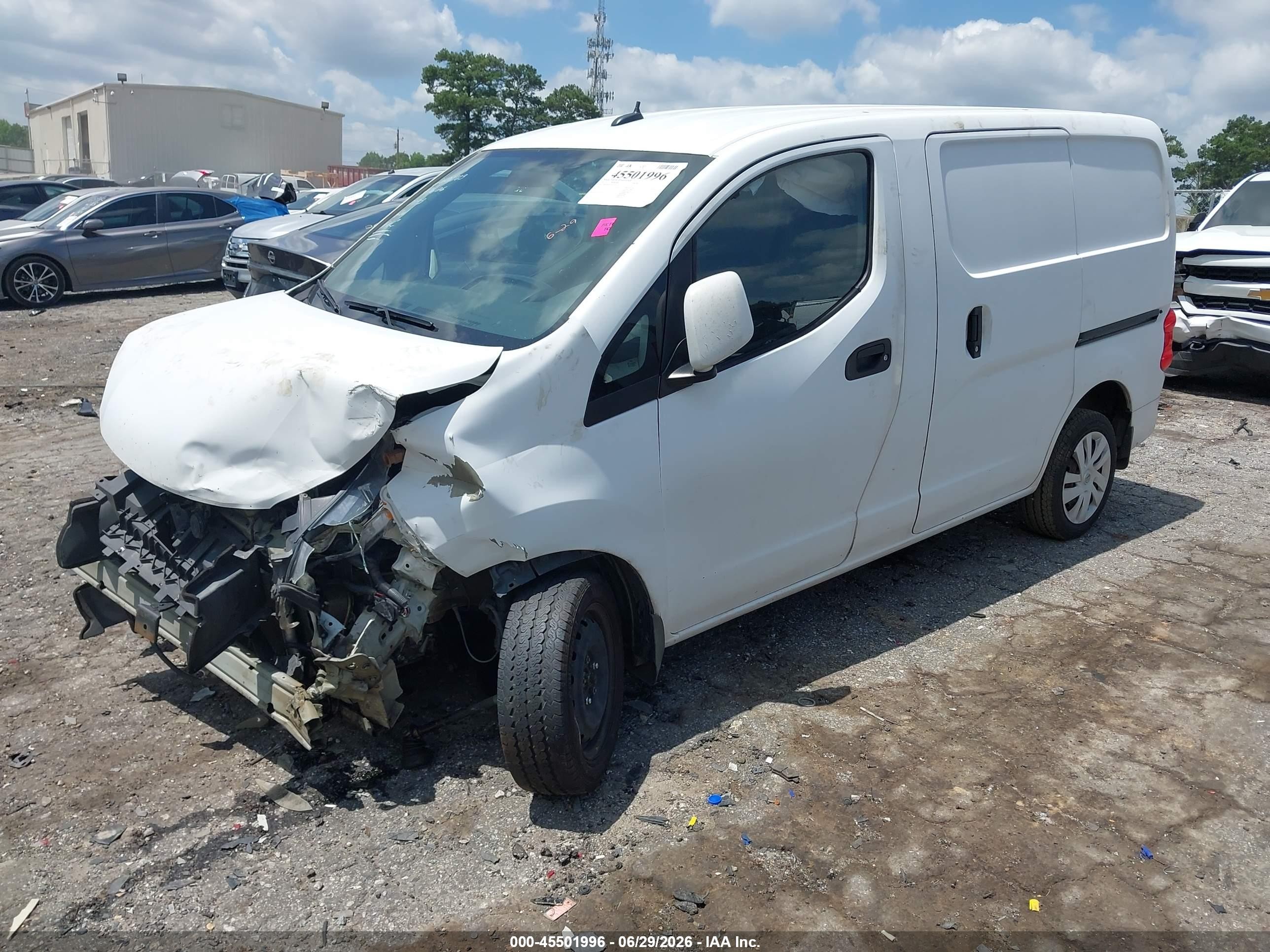 2015 Nissan Nv200 Sv Белый vin: 3N6CM0KN0FK720133