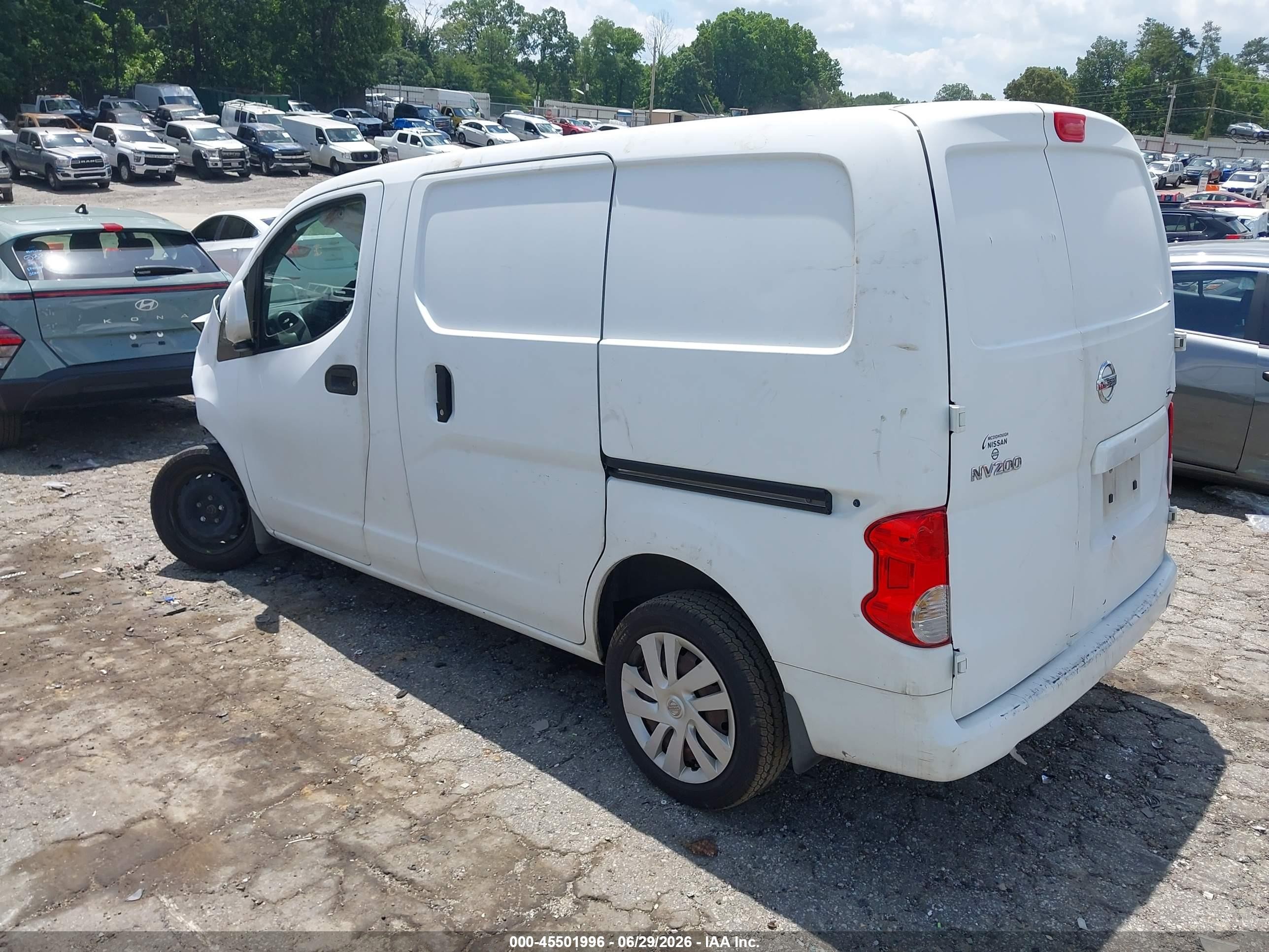 2015 Nissan Nv200 Sv Белый vin: 3N6CM0KN0FK720133