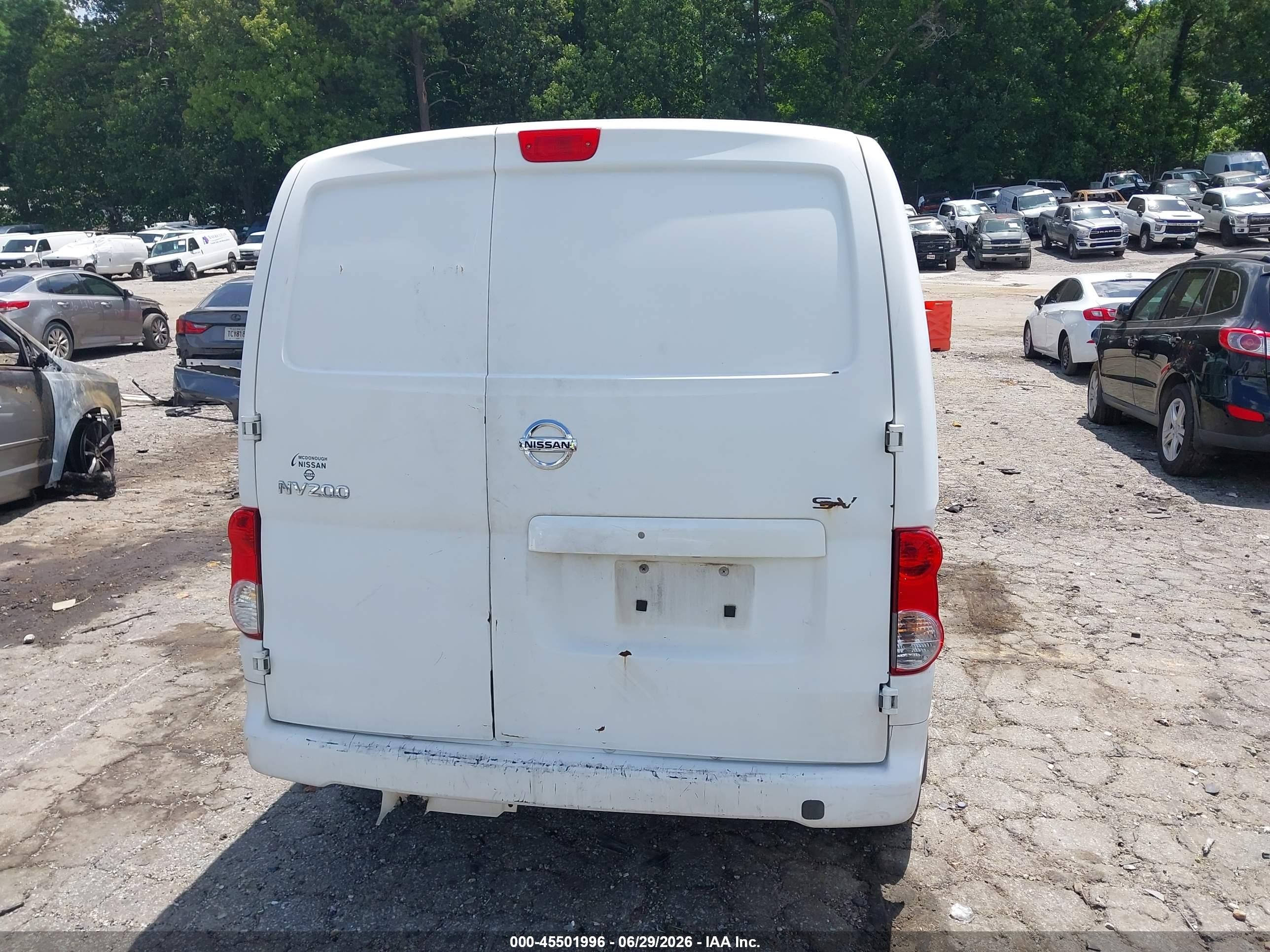 2015 Nissan Nv200 Sv Белый vin: 3N6CM0KN0FK720133