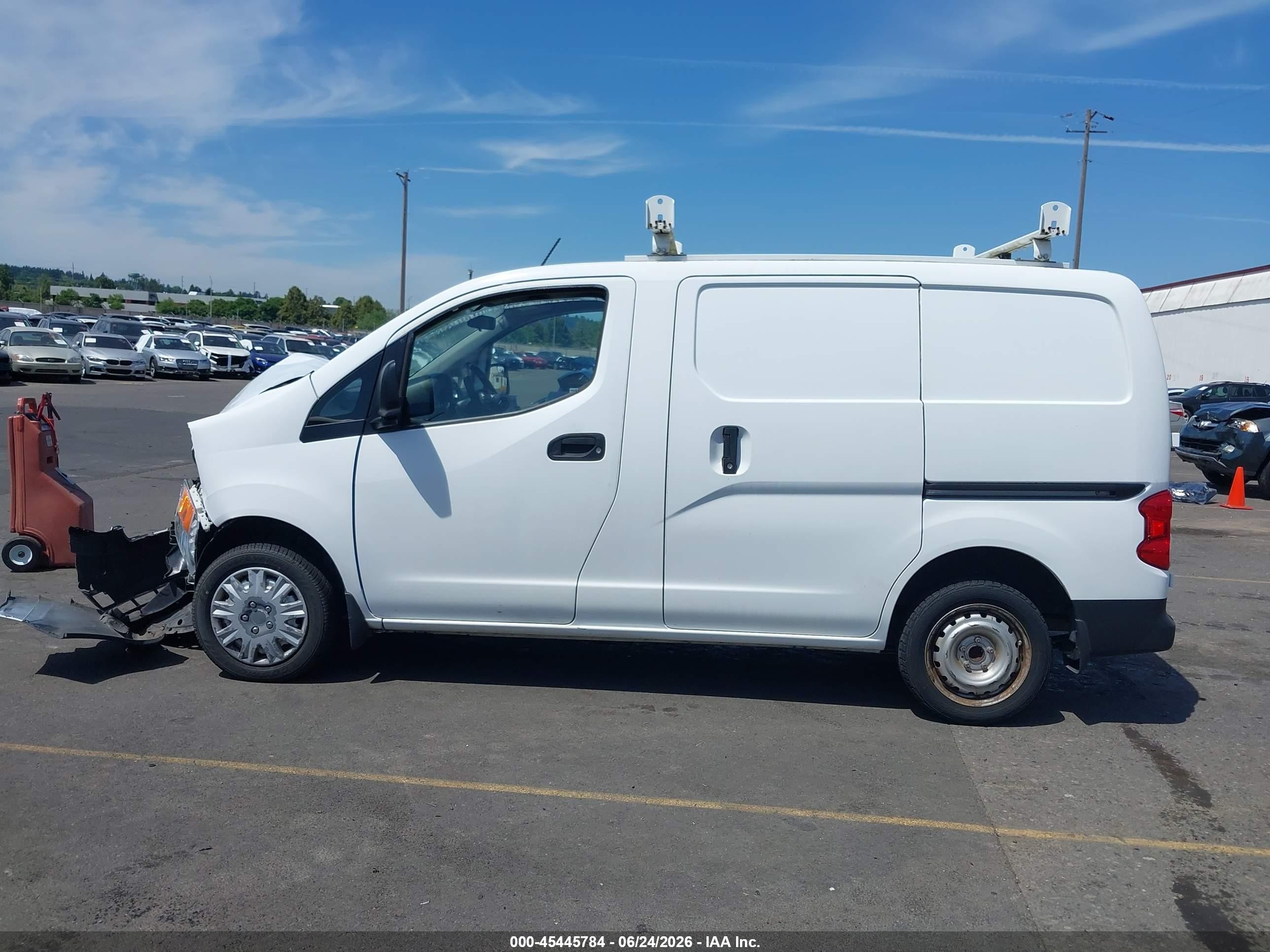 2015 Nissan Nv200 S White vin: 3N6CM0KN1FK736485