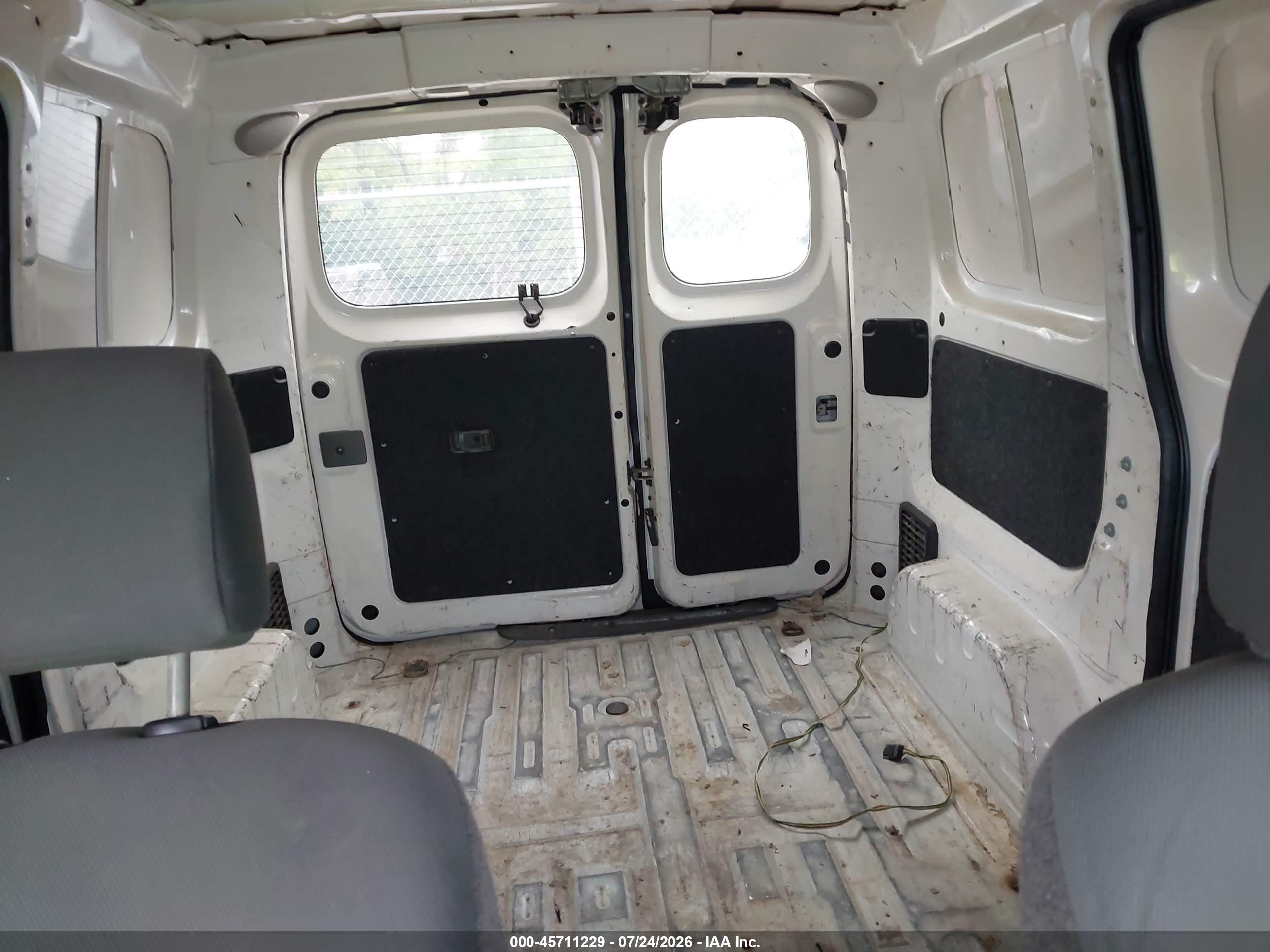 2014 Nissan Nv200 S/sv White vin: 3N6CM0KN2EK693290