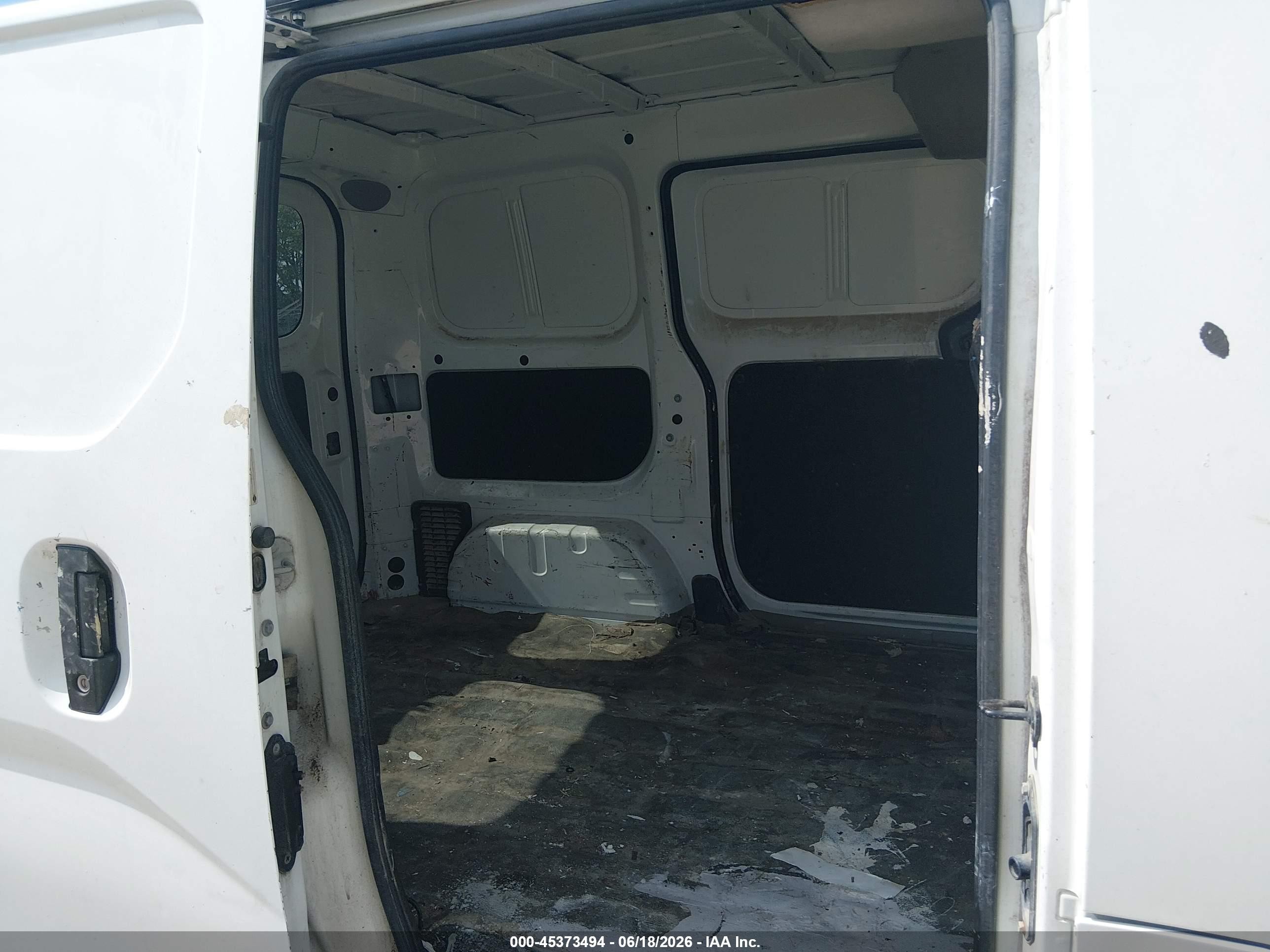 2014 Nissan Nv200 Sv White vin: 3N6CM0KN2EK695587
