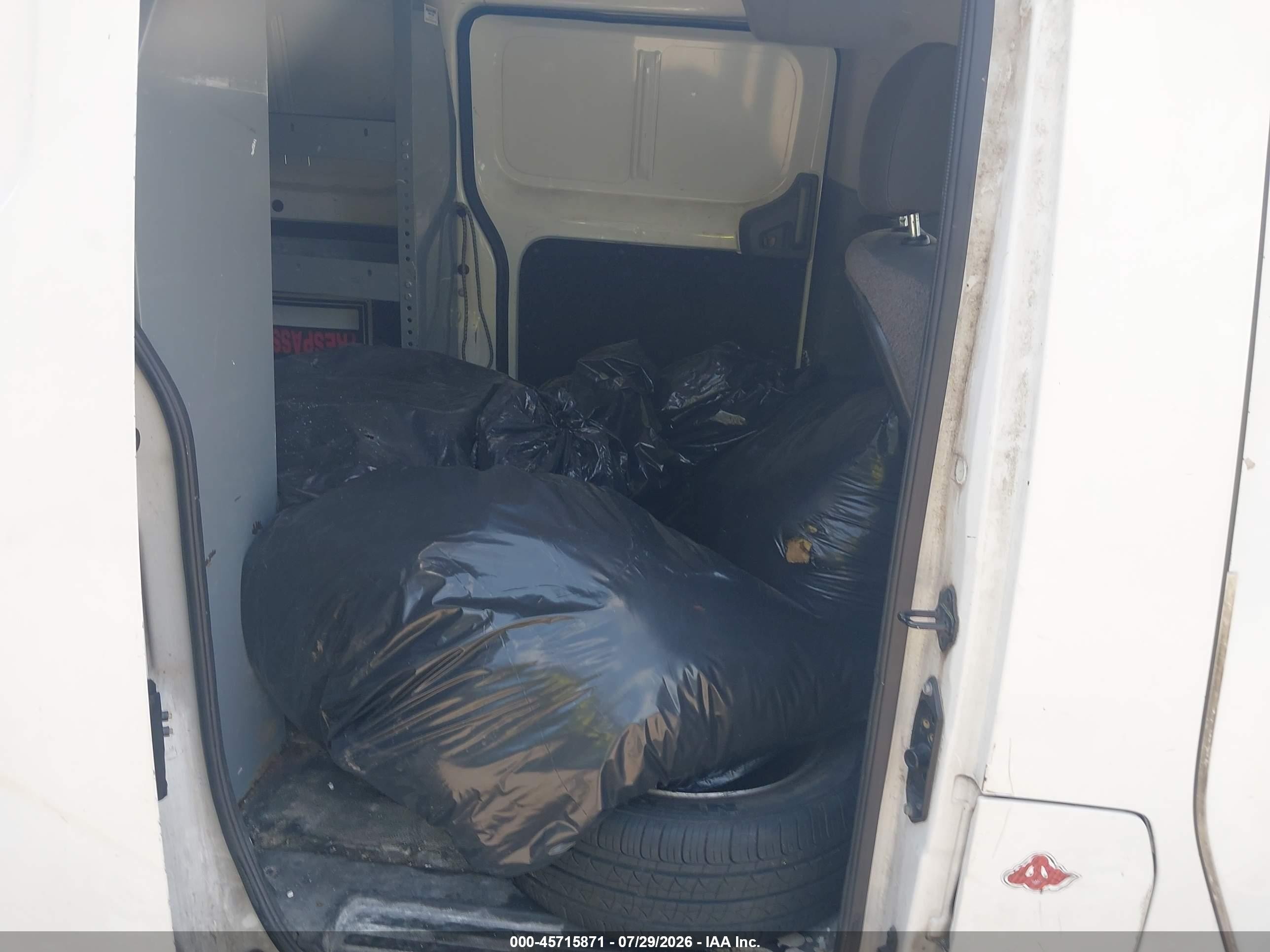 2014 Nissan Nv200 Sv White vin: 3N6CM0KN2EK700643