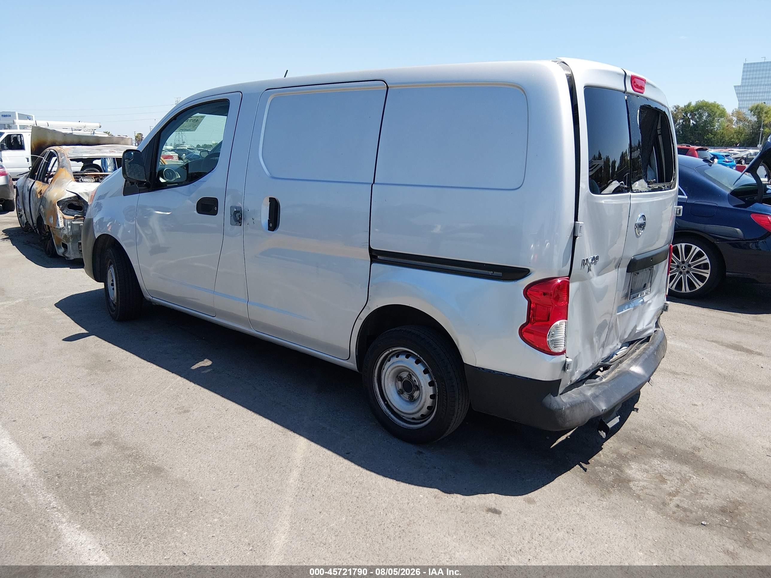 2015 Nissan Nv200 S Серебряный vin: 3N6CM0KN2FK691153