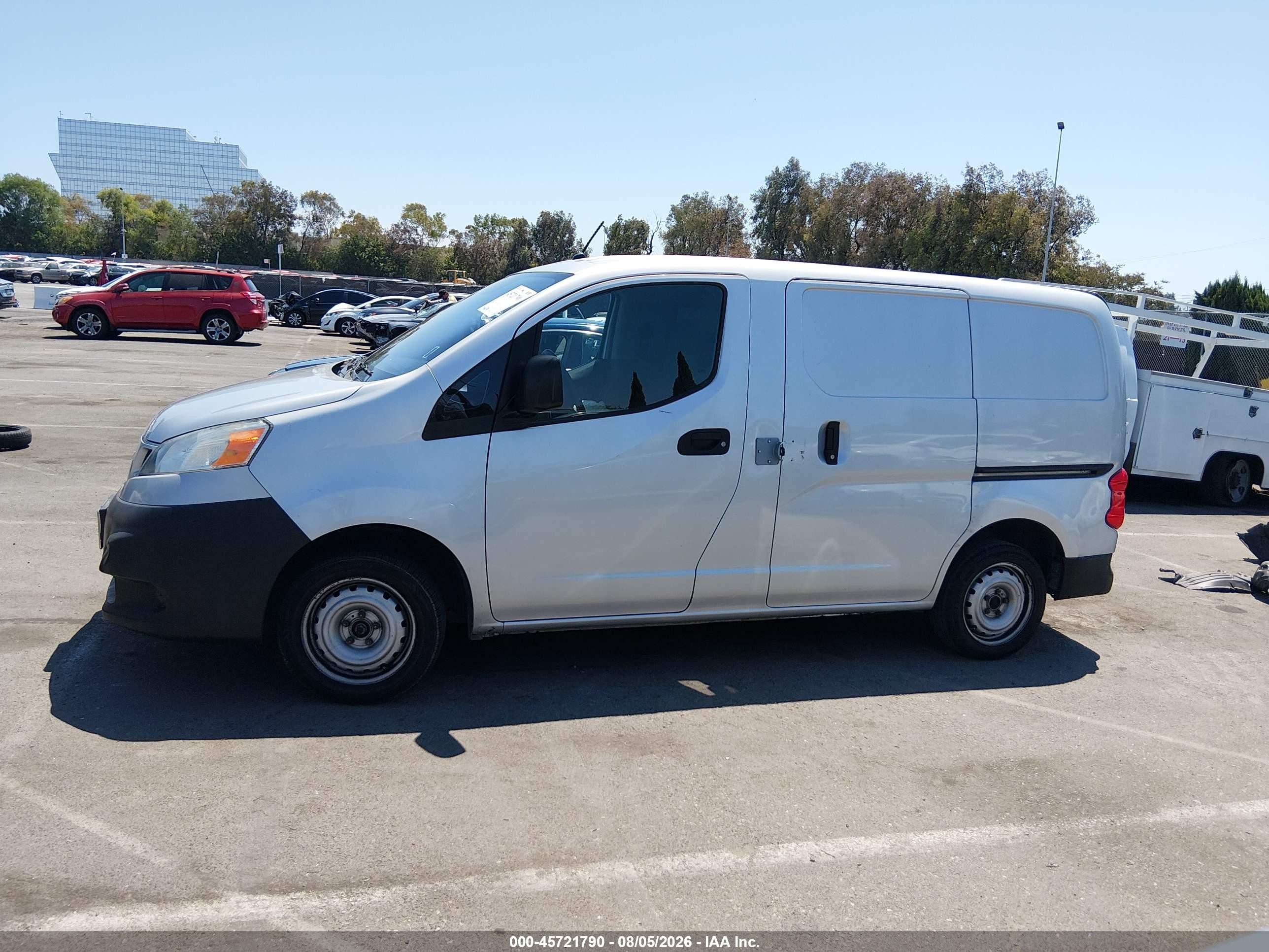 2015 Nissan Nv200 S Серебряный vin: 3N6CM0KN2FK691153