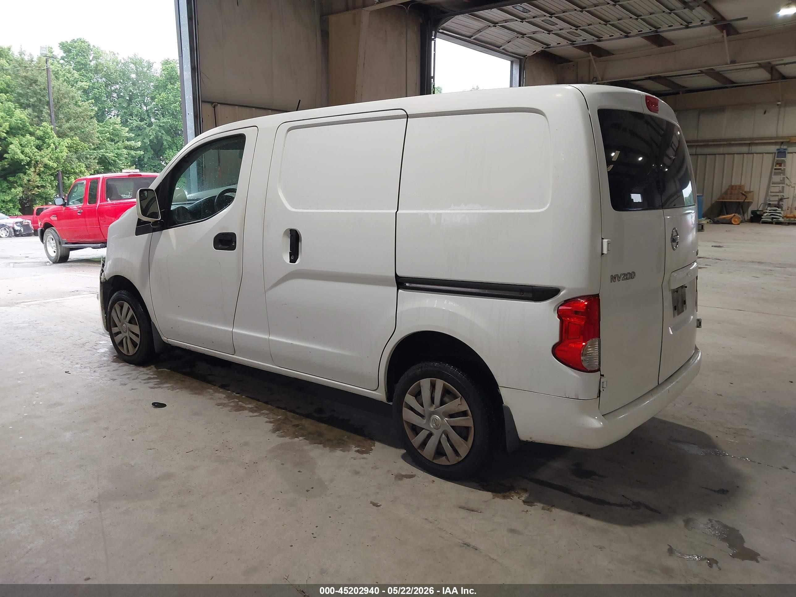 2015 Nissan Nv200 Sv White vin: 3N6CM0KN2FK708176