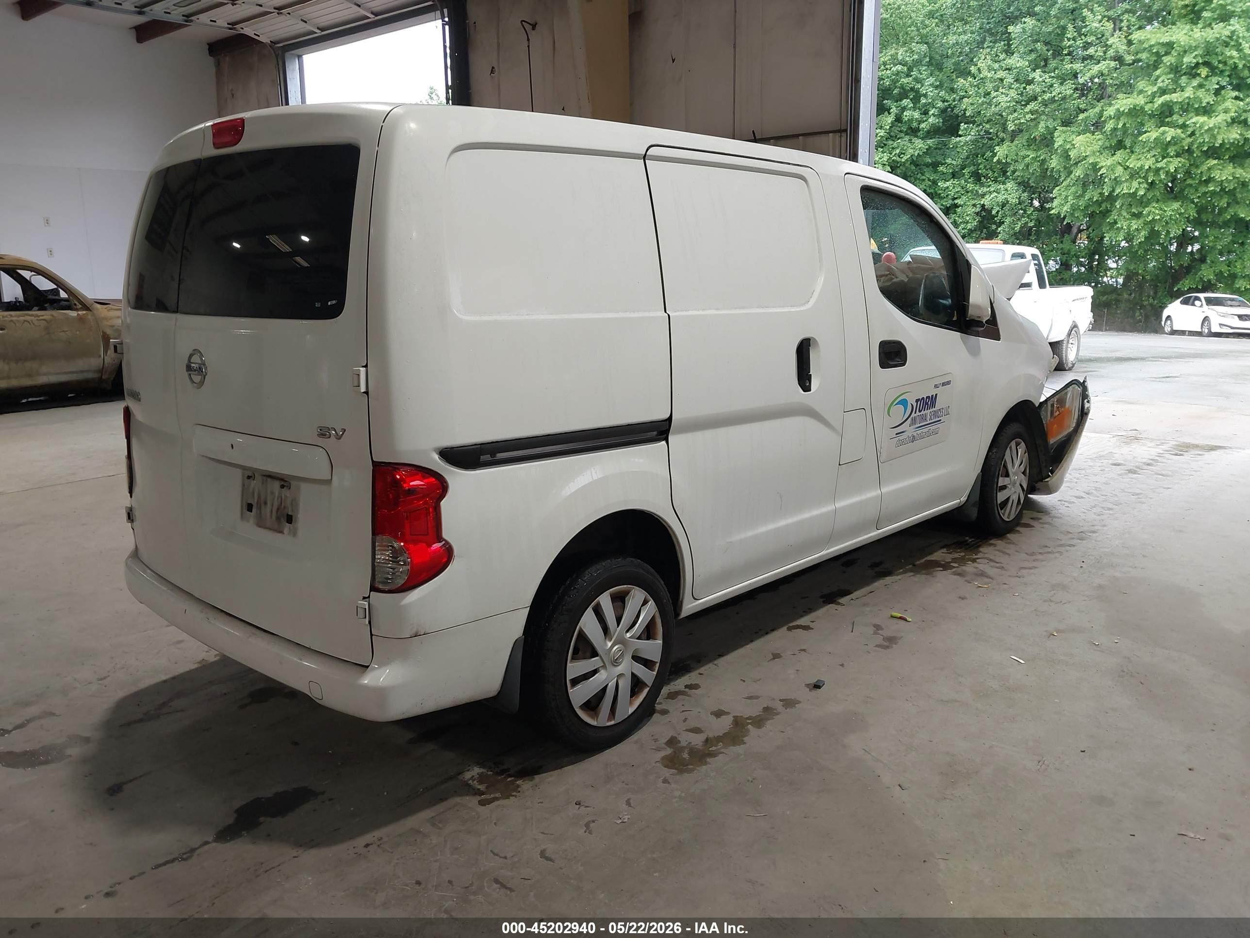 2015 Nissan Nv200 Sv White vin: 3N6CM0KN2FK708176
