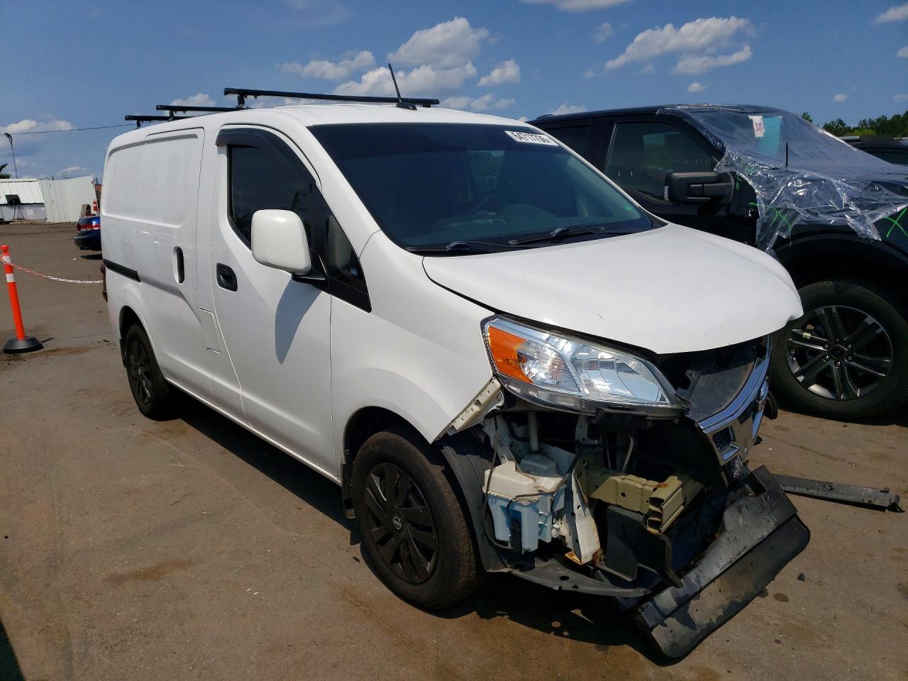 2015 Nissan Nv200 Sv Белый vin: 3N6CM0KN3FK705092
