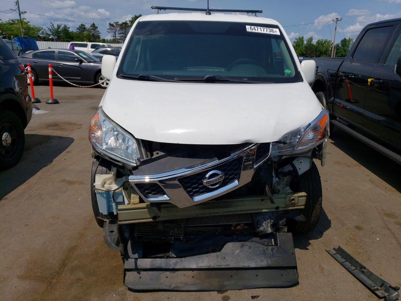 2015 Nissan Nv200 Sv Белый vin: 3N6CM0KN3FK705092