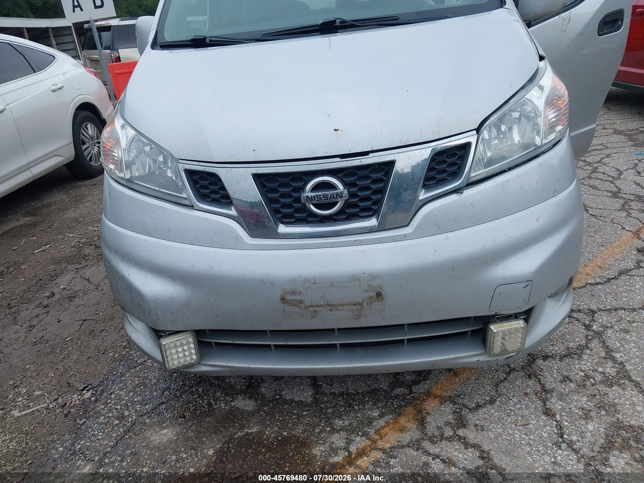 2015 Nissan Nv200 Sv Silver vin: 3N6CM0KN4FK697116