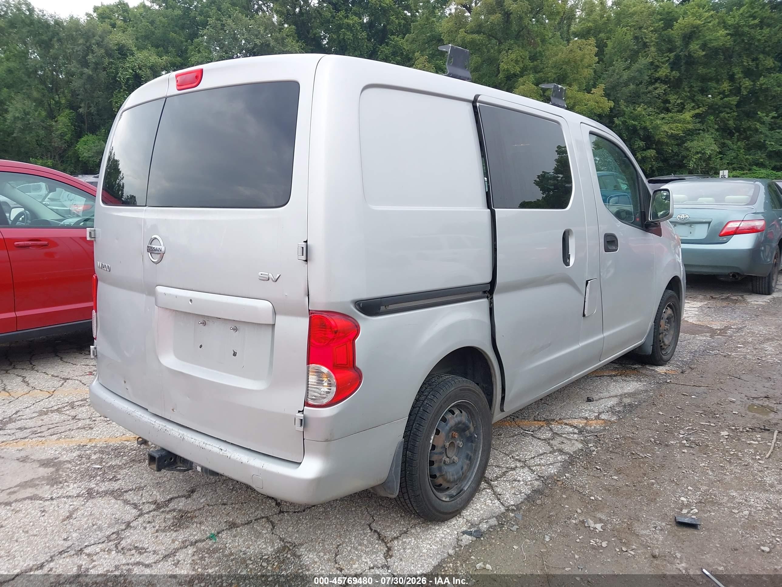 2015 Nissan Nv200 Sv Silver vin: 3N6CM0KN4FK697116