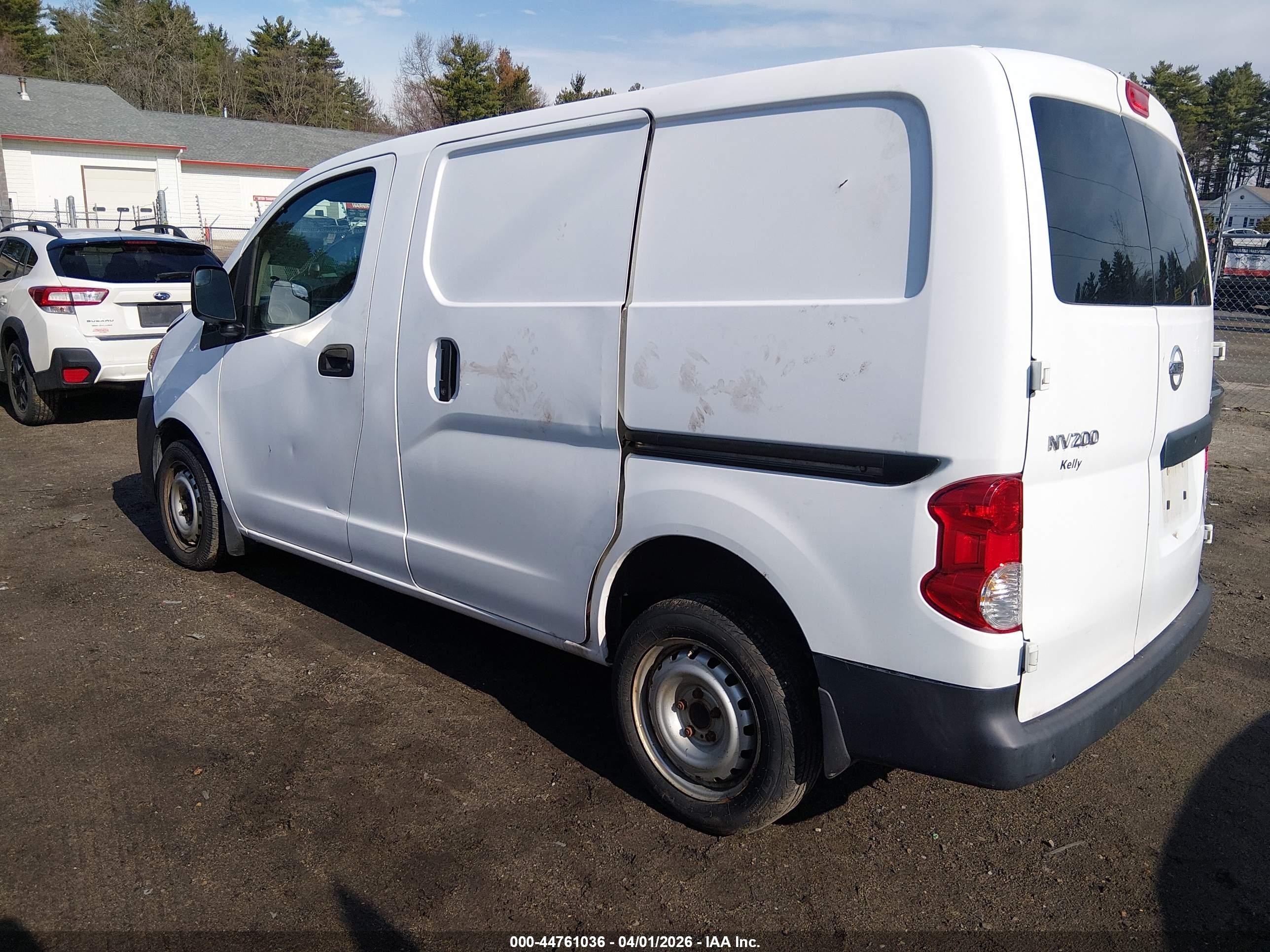 2015 Nissan Nv200 Sv White vin: 3N6CM0KN4FK703397