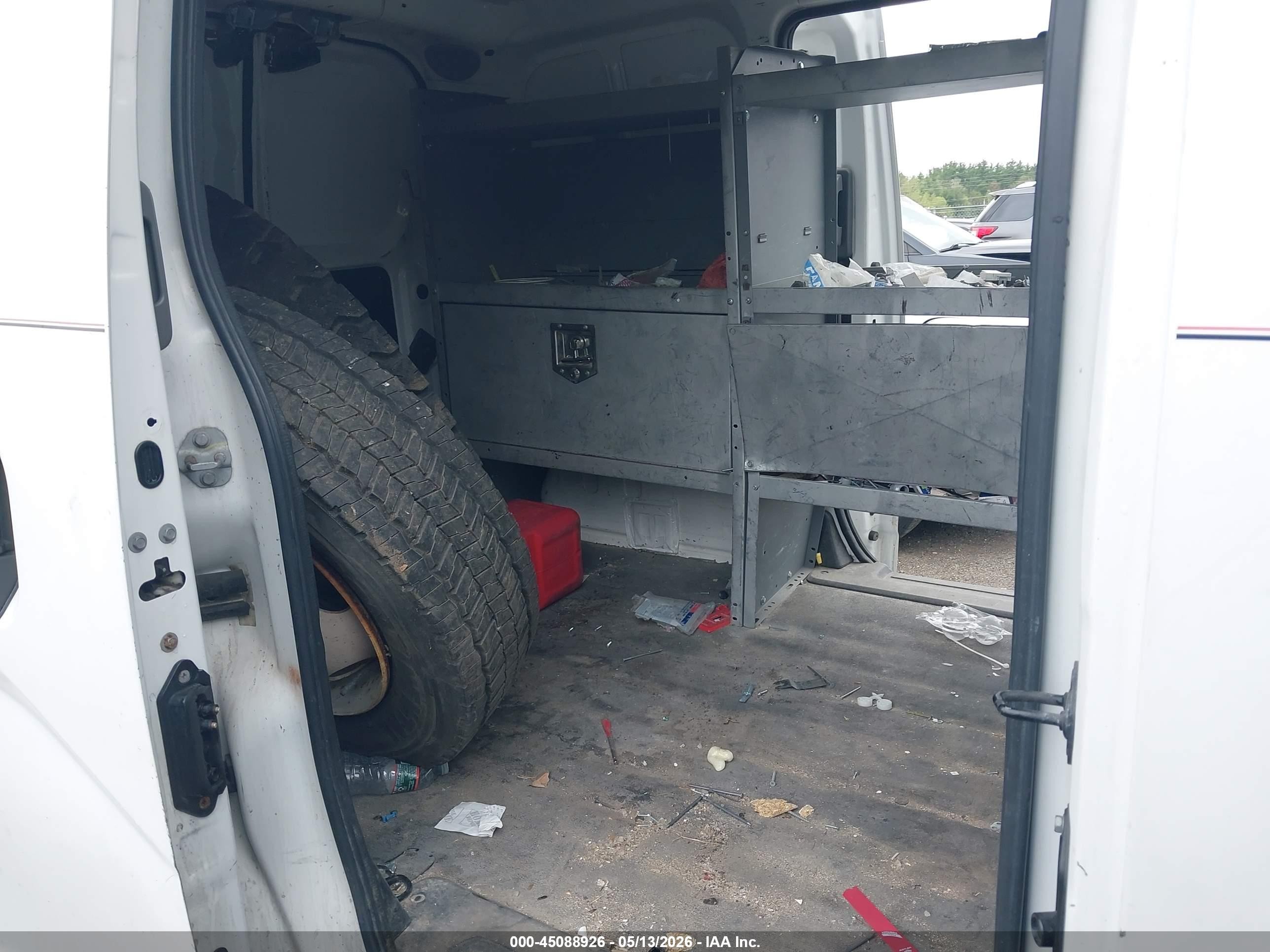 2017 Nissan Nv200 Sv Белый vin: 3N6CM0KN4HK692078