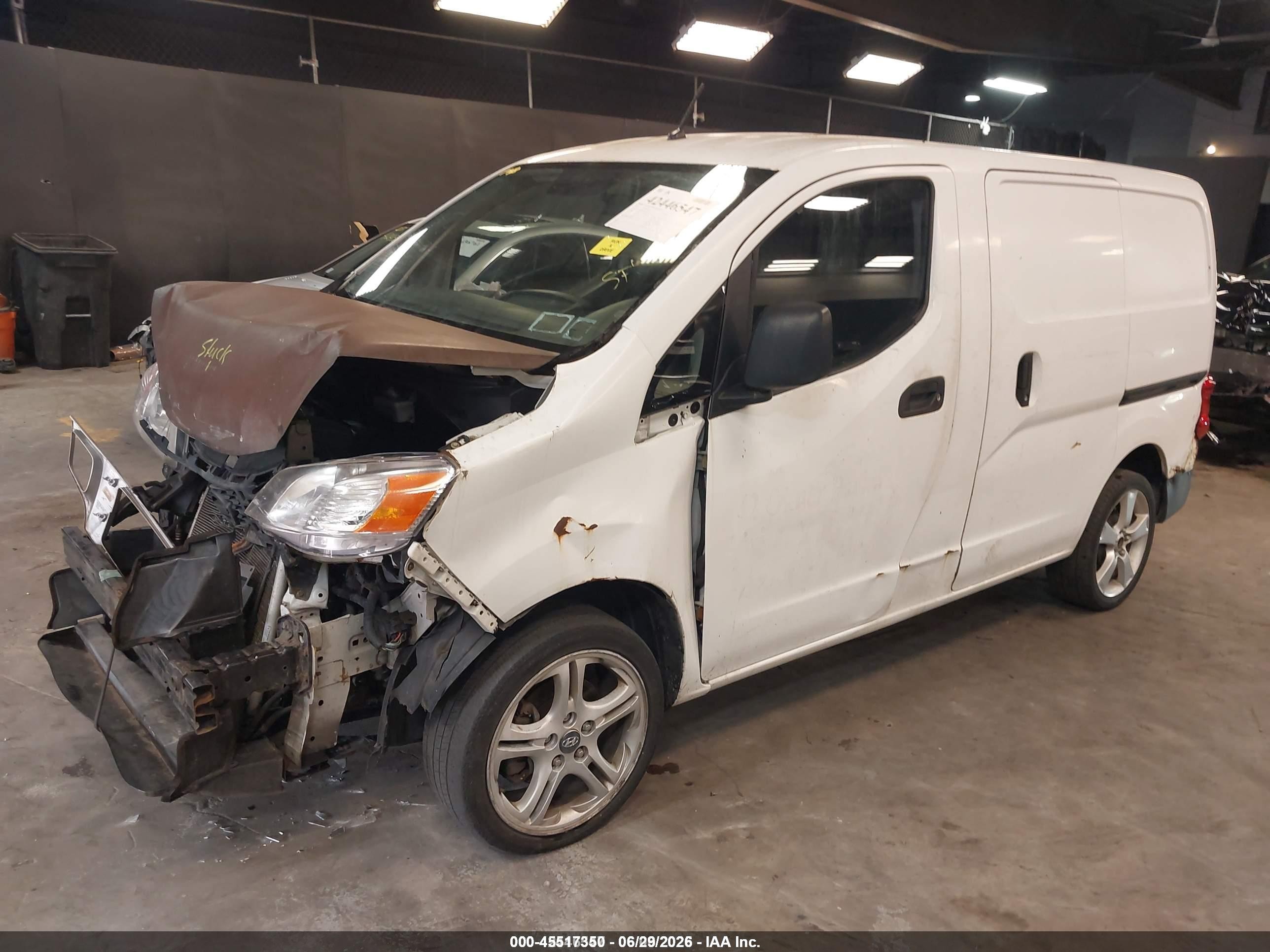 2013 Nissan Nv200 Sv Белый vin: 3N6CM0KN5DK692956