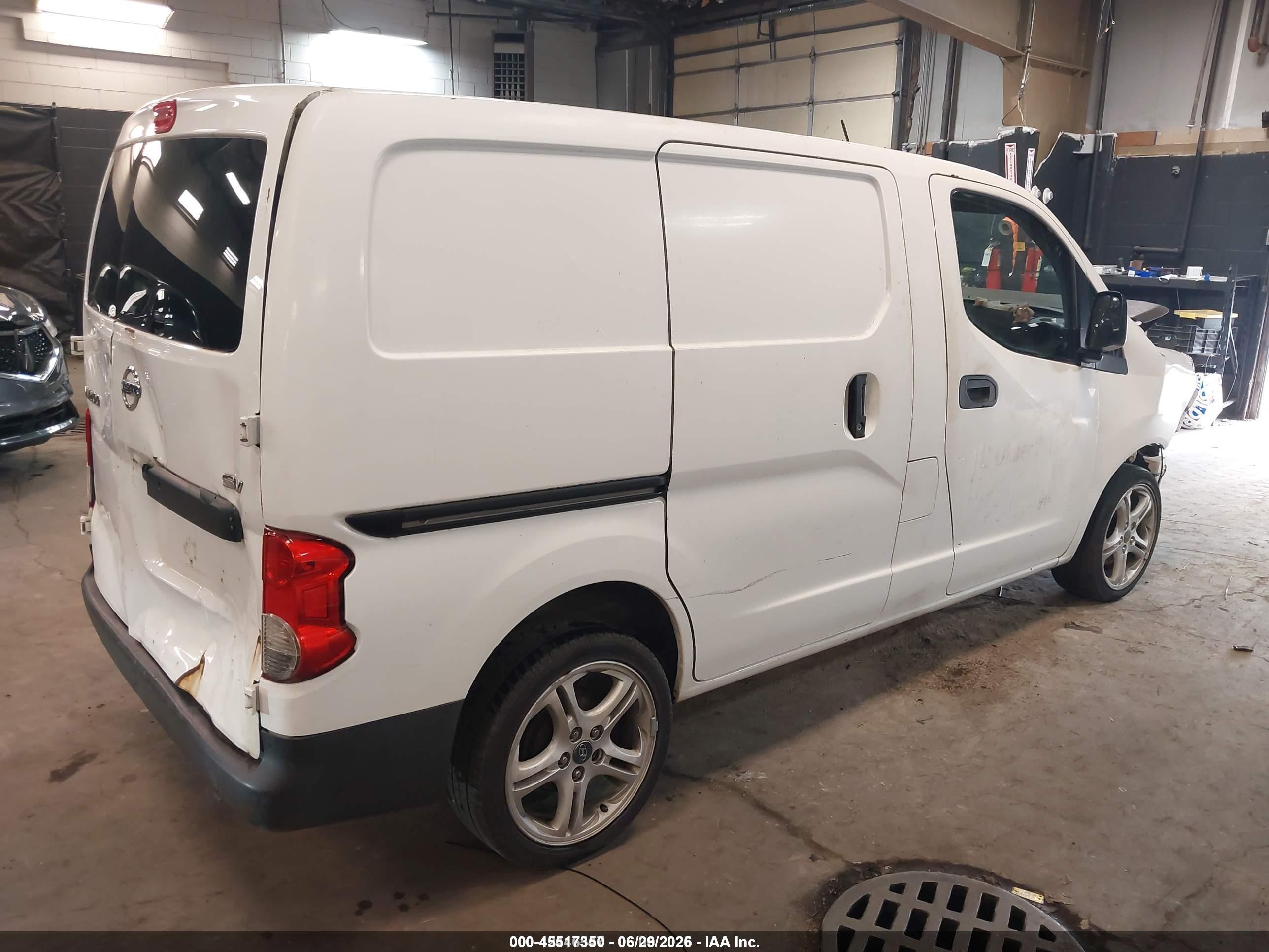 2013 Nissan Nv200 Sv Белый vin: 3N6CM0KN5DK692956