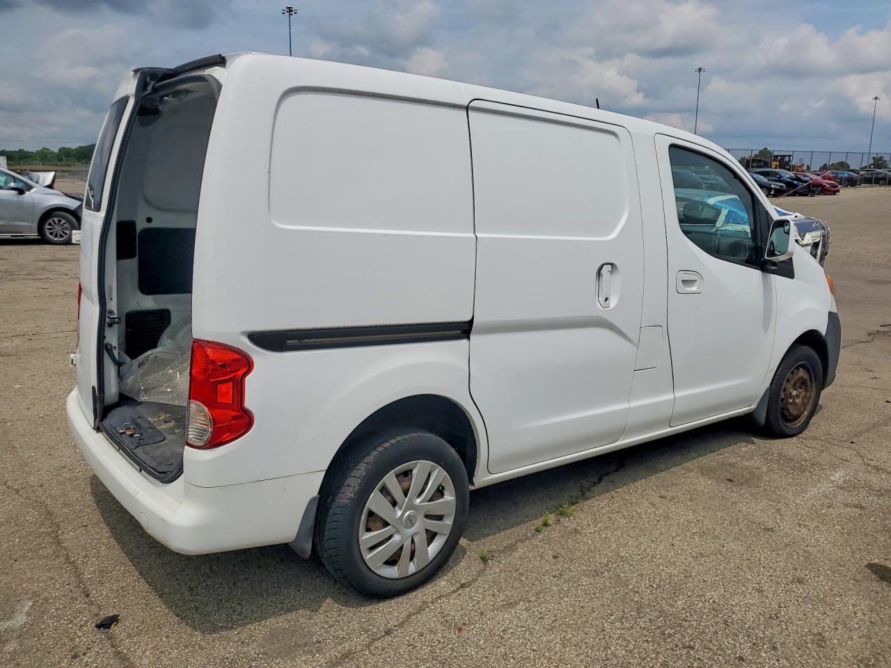 2013 Nissan Nv200 2.5s/2.5sv White vin: 3N6CM0KN5DK696571