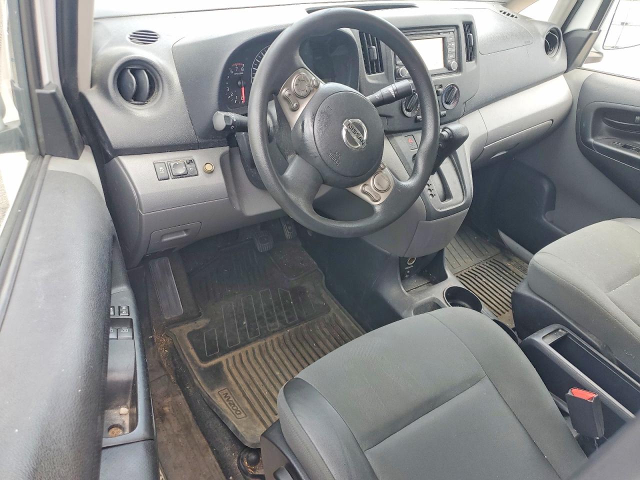 2013 Nissan Nv200 2.5s/2.5sv White vin: 3N6CM0KN5DK696571