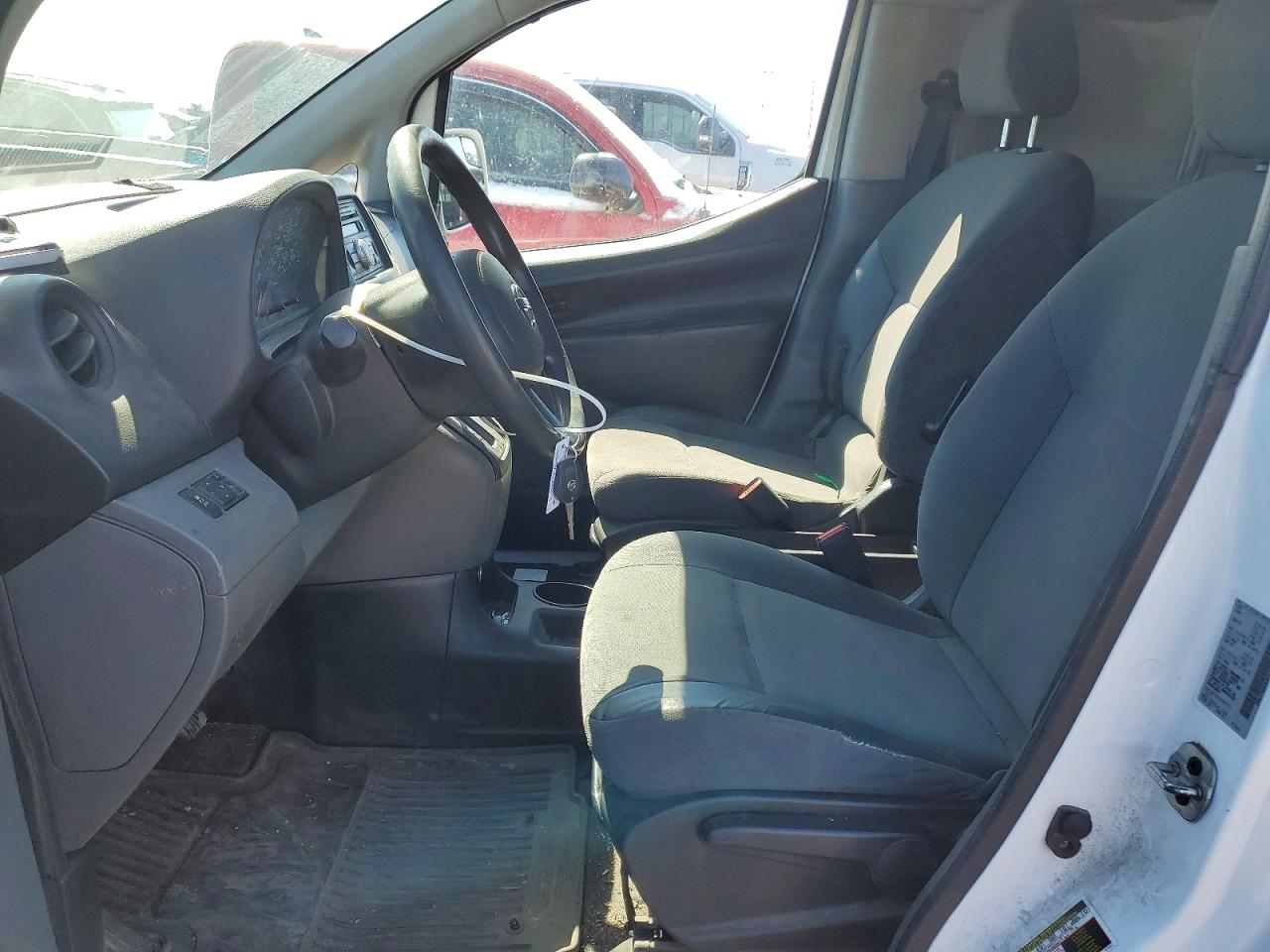 2014 Nissan Nv200 Sv White vin: 3N6CM0KN5EK696779