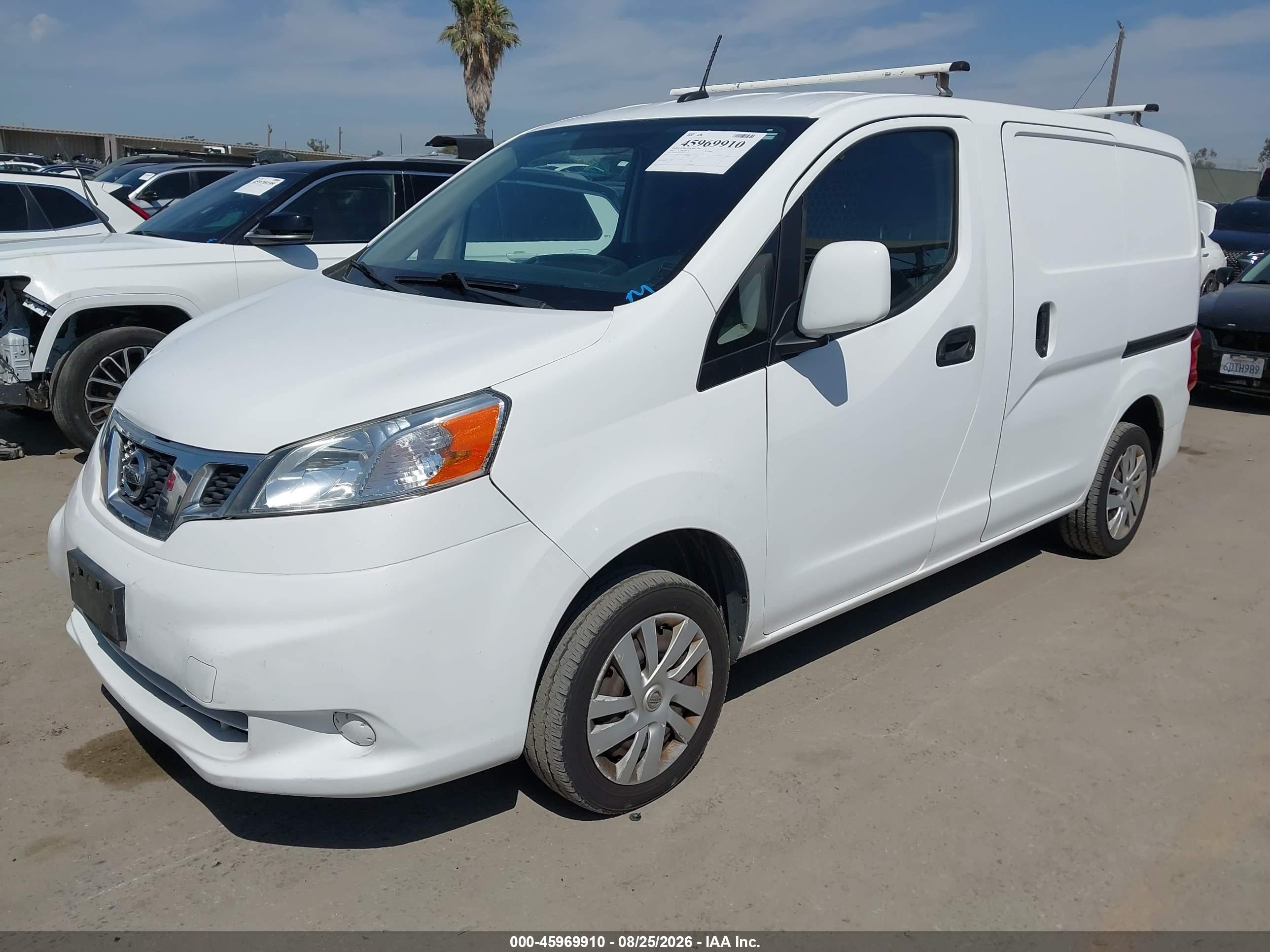 2015 Nissan Nv200 Sv White vin: 3N6CM0KN5FK698601