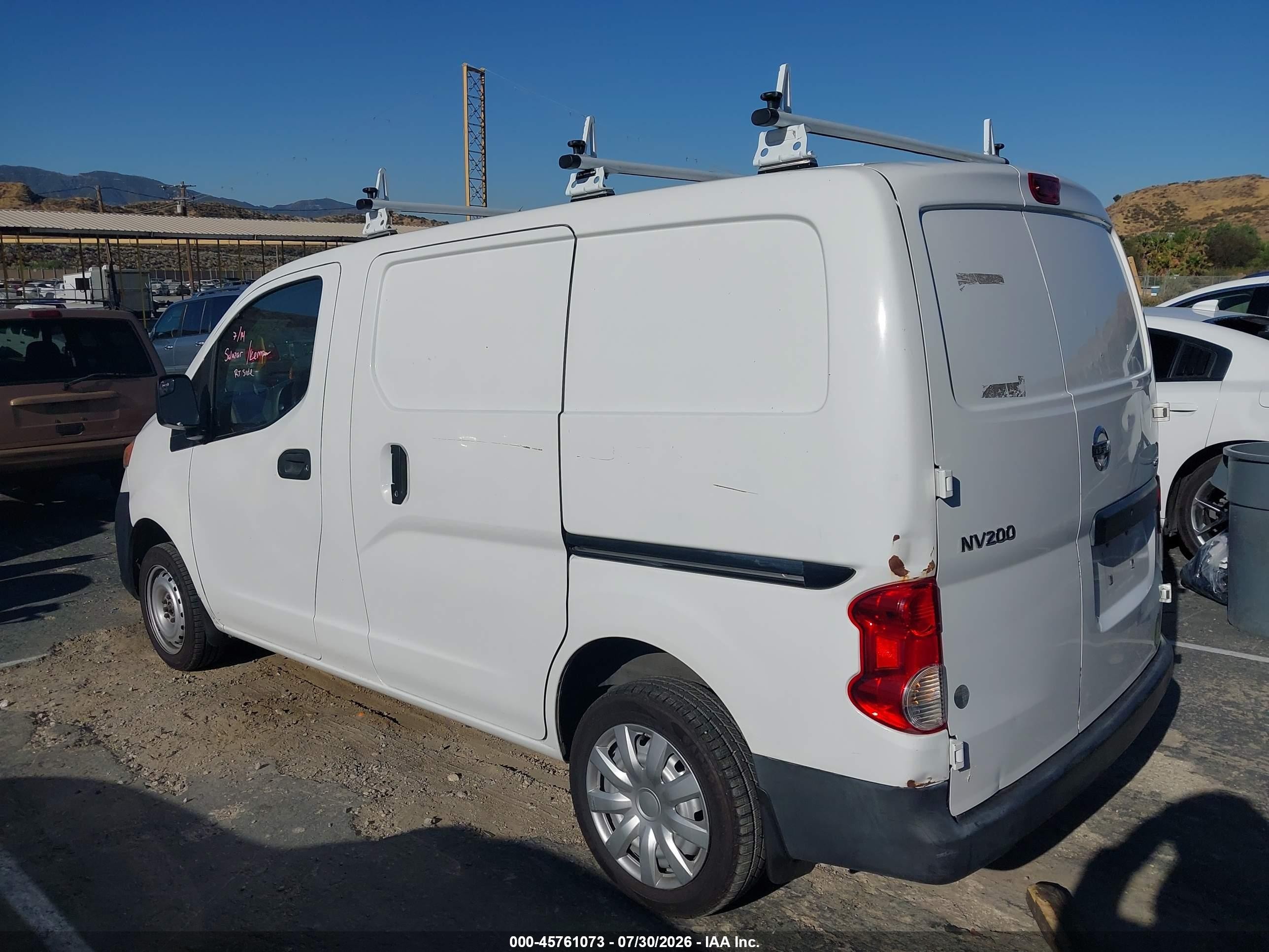 2015 Nissan Nv200 Sv White vin: 3N6CM0KN5FK703621