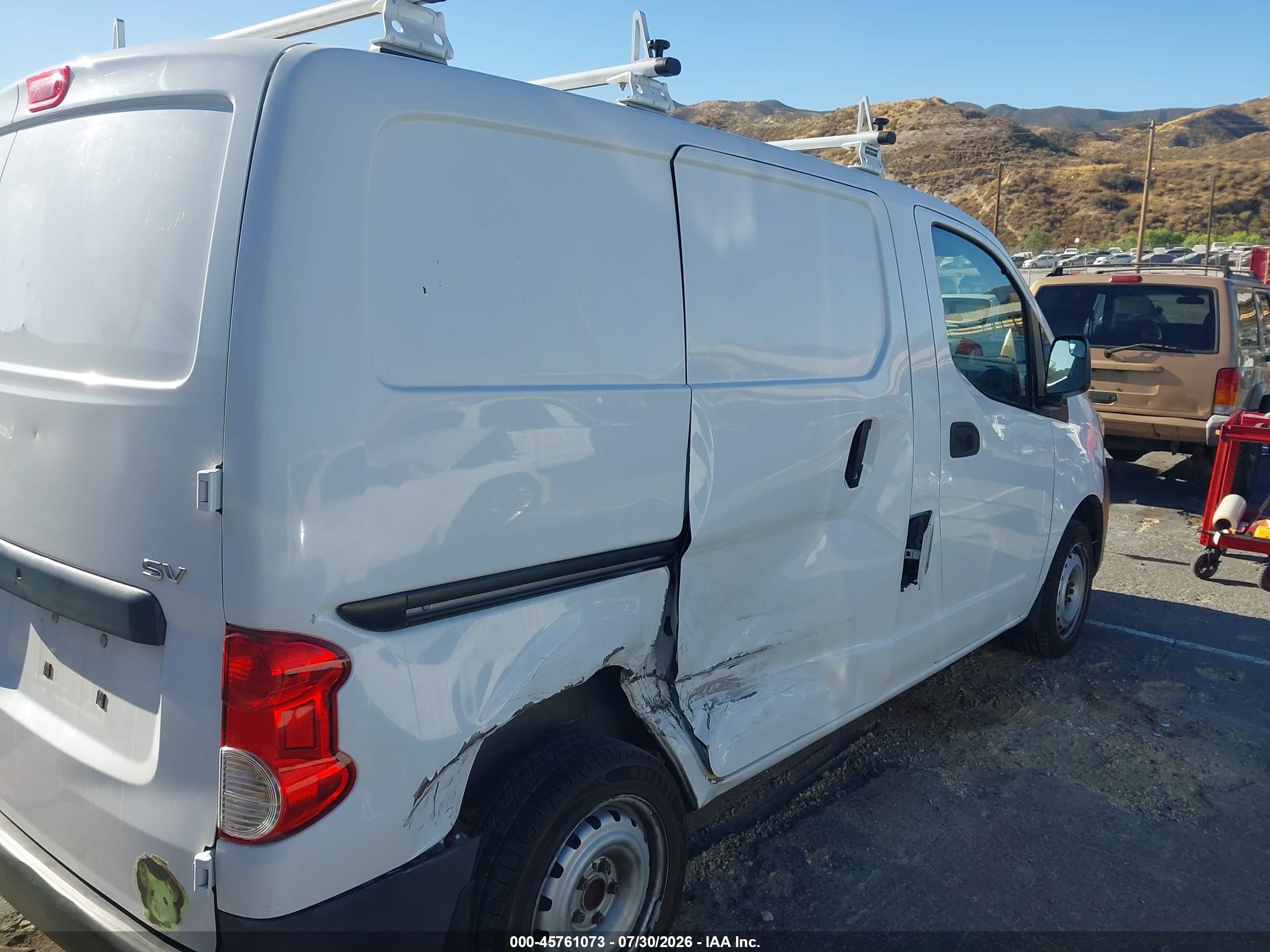 2015 Nissan Nv200 Sv White vin: 3N6CM0KN5FK703621