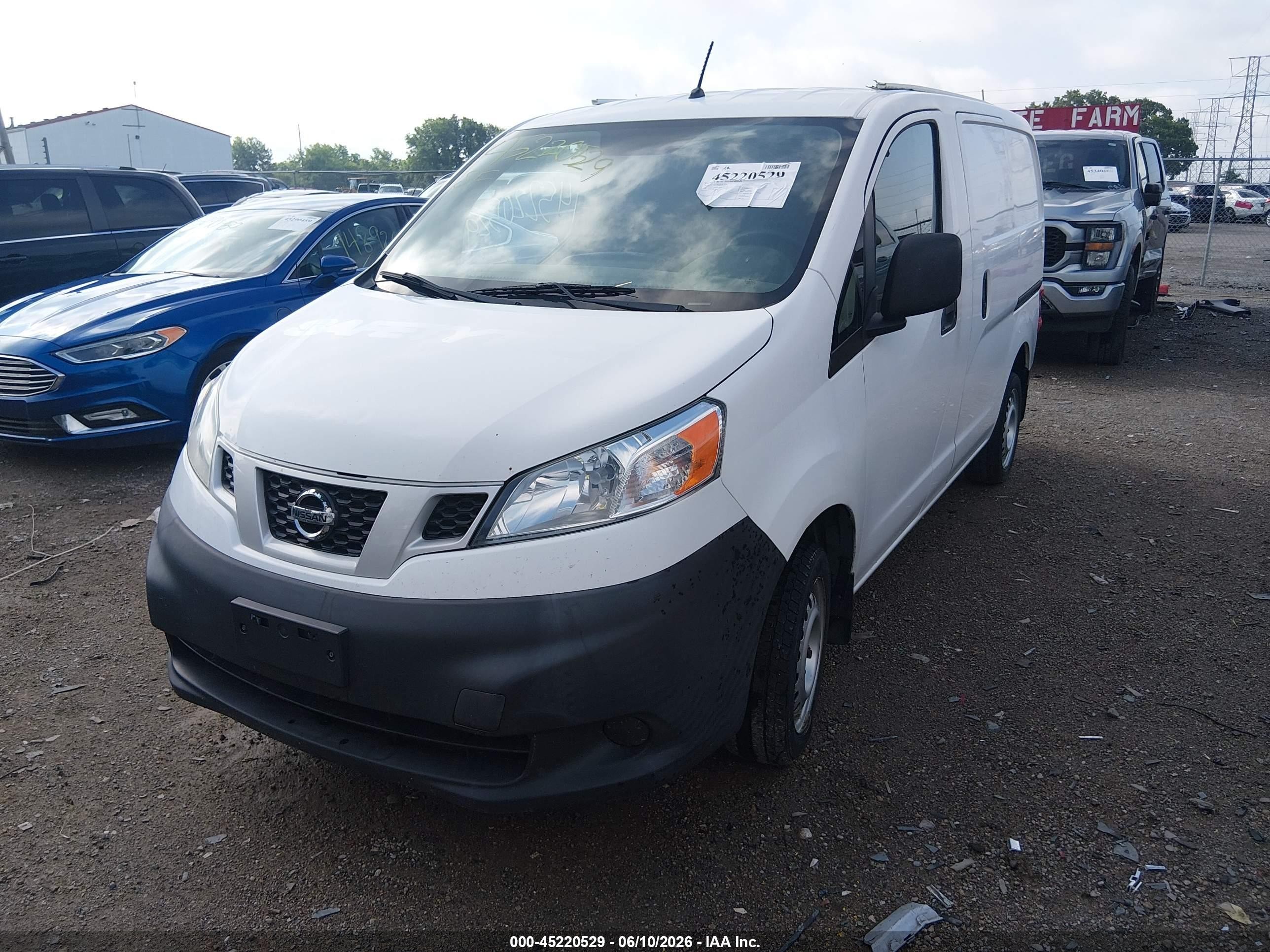 2015 Nissan Nv200 S/sv White vin: 3N6CM0KN5FK707250
