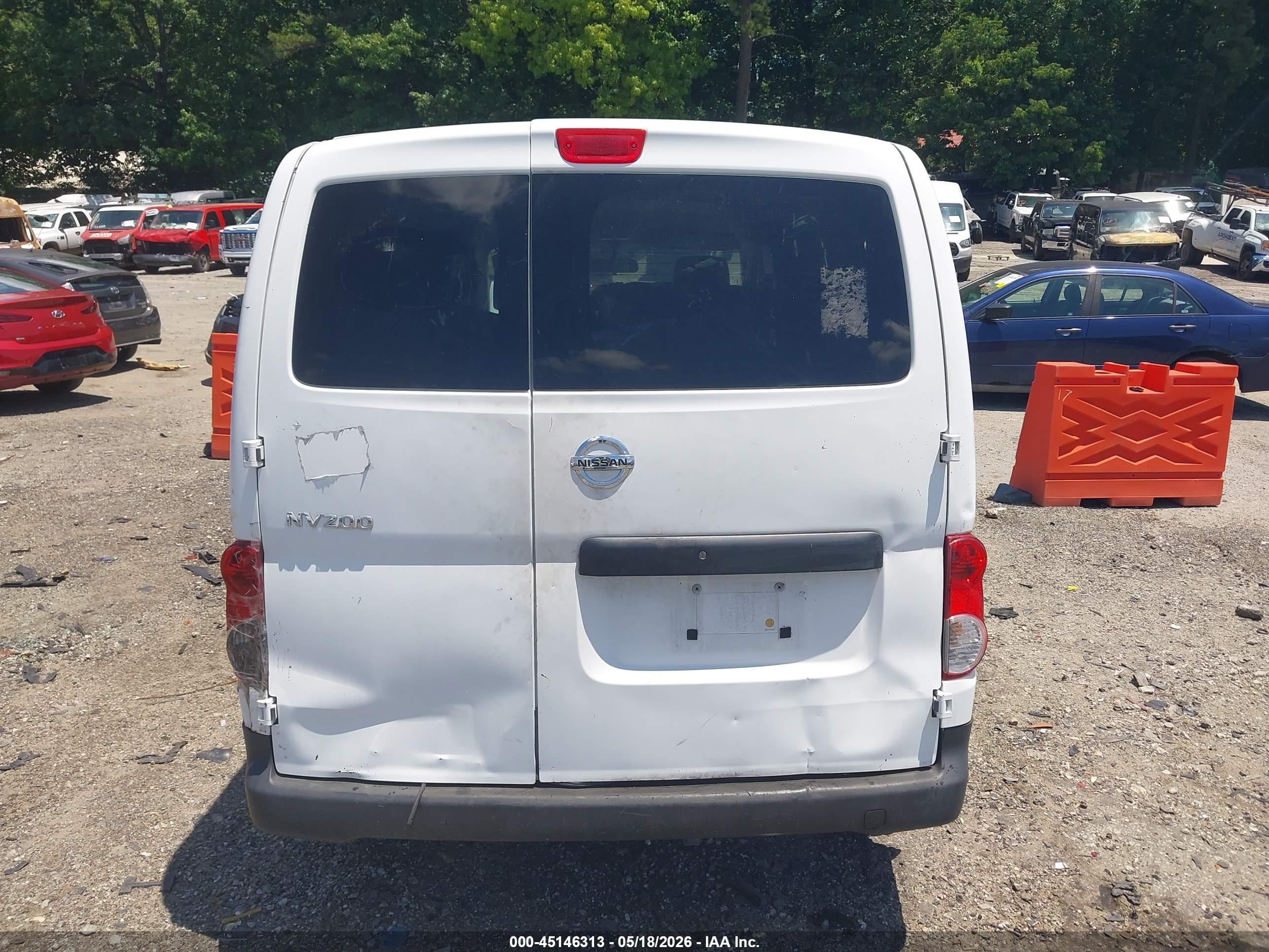 2015 Nissan Nv200 S White vin: 3N6CM0KN5FK707975