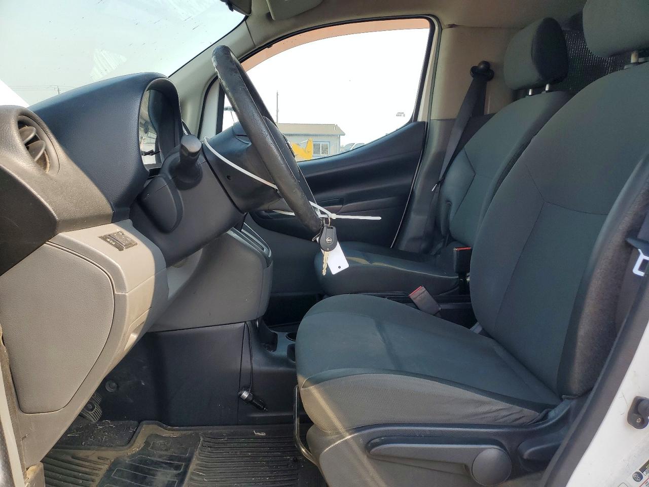 2014 Nissan Nv200 Sv White vin: 3N6CM0KN6EK693101