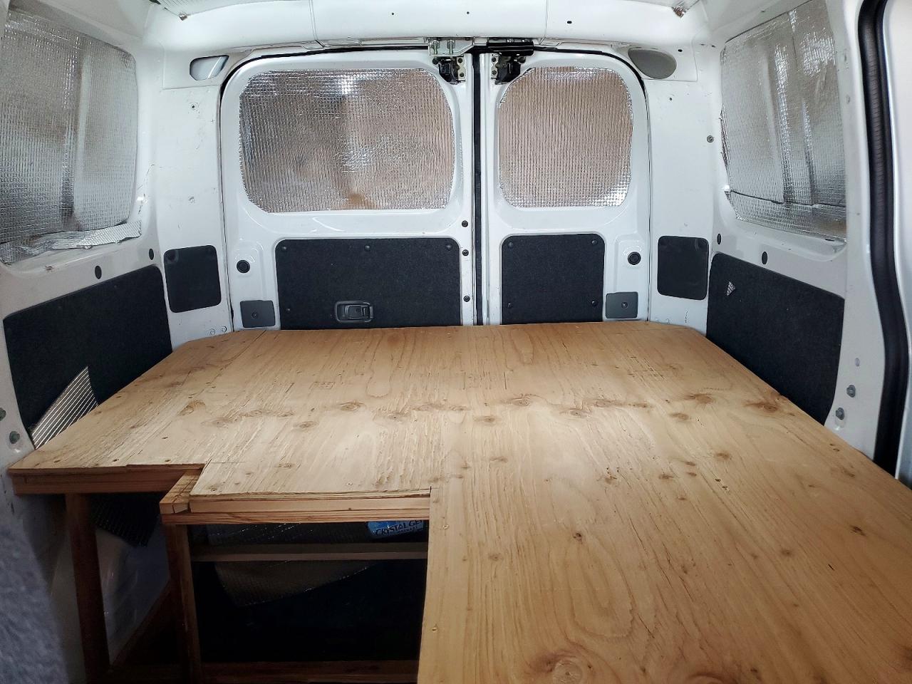 2014 Nissan Nv200 Sv White vin: 3N6CM0KN6EK693101