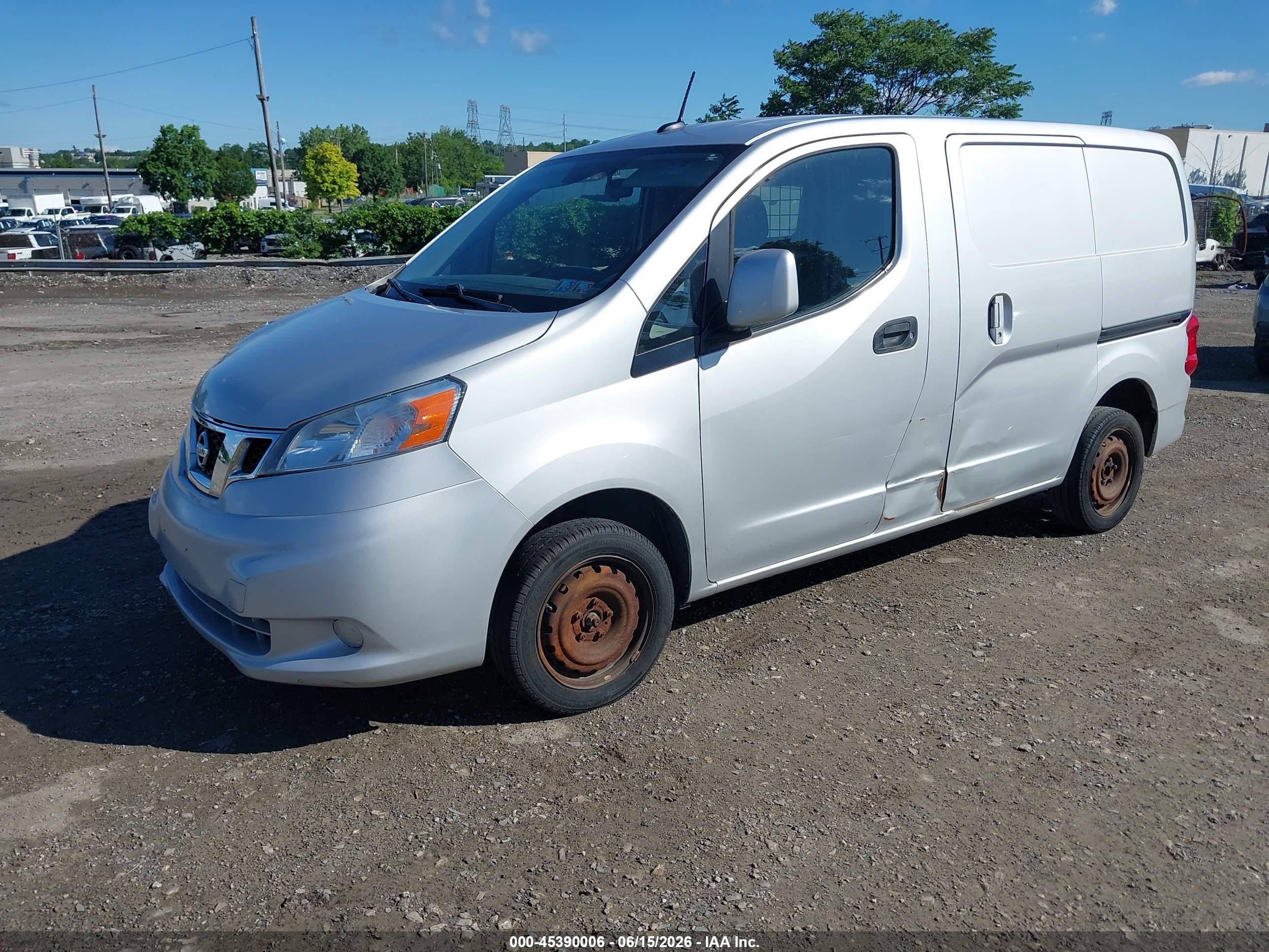 2014 Nissan Nv200 Sv Silver vin: 3N6CM0KN6EK700421