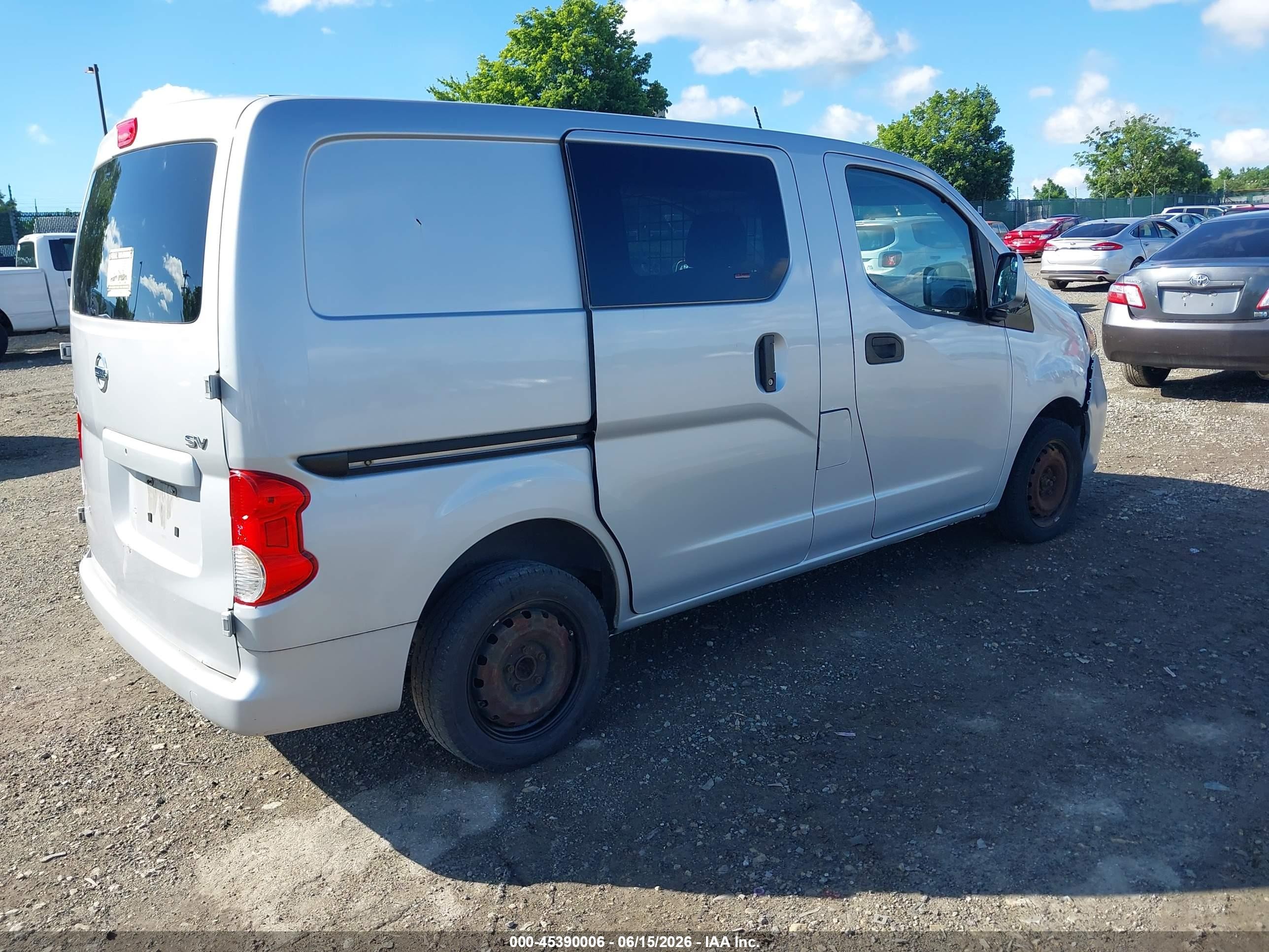 2014 Nissan Nv200 Sv Silver vin: 3N6CM0KN6EK700421
