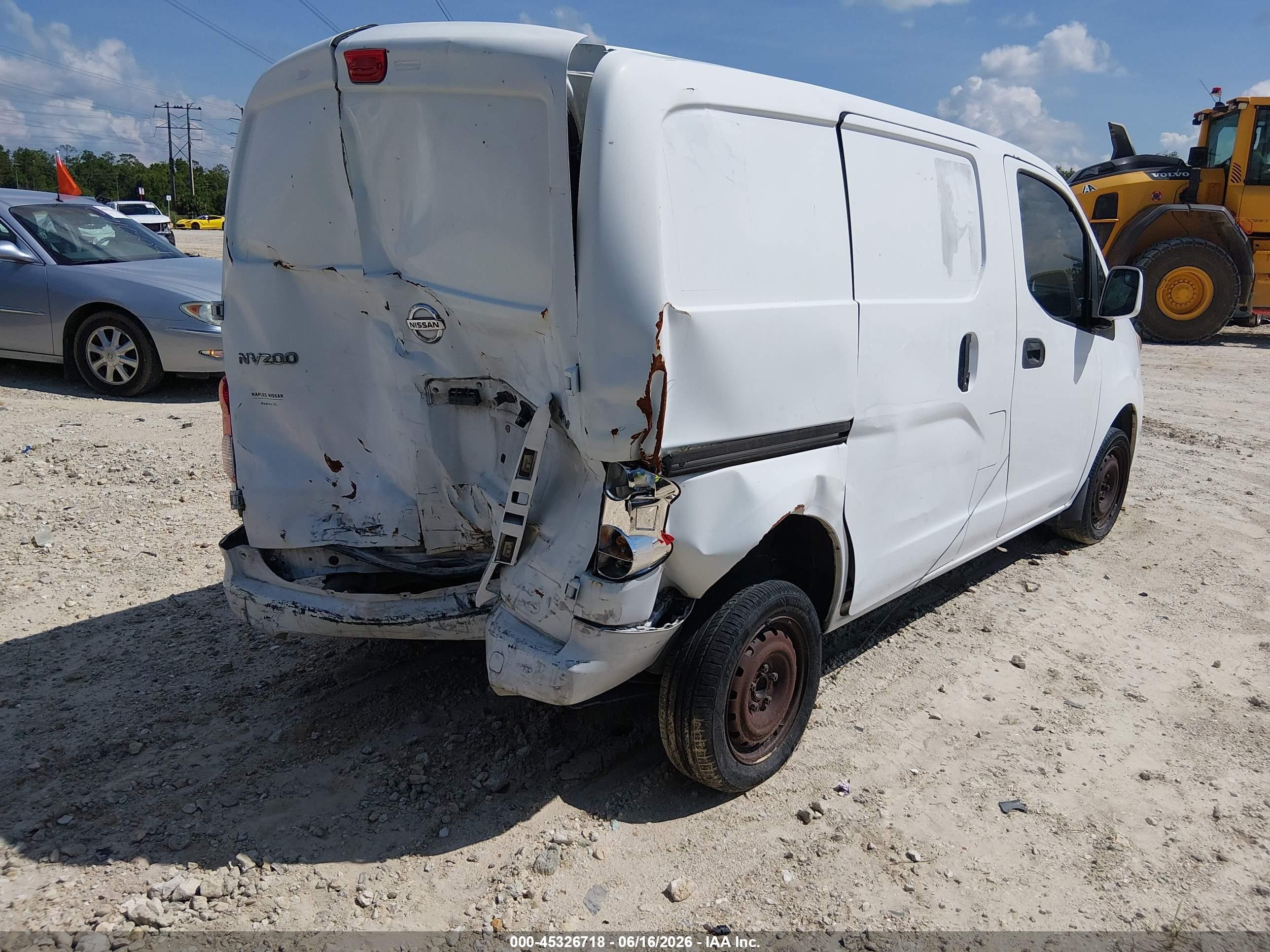 2015 Nissan Nv200 Sv White vin: 3N6CM0KN6FK718189