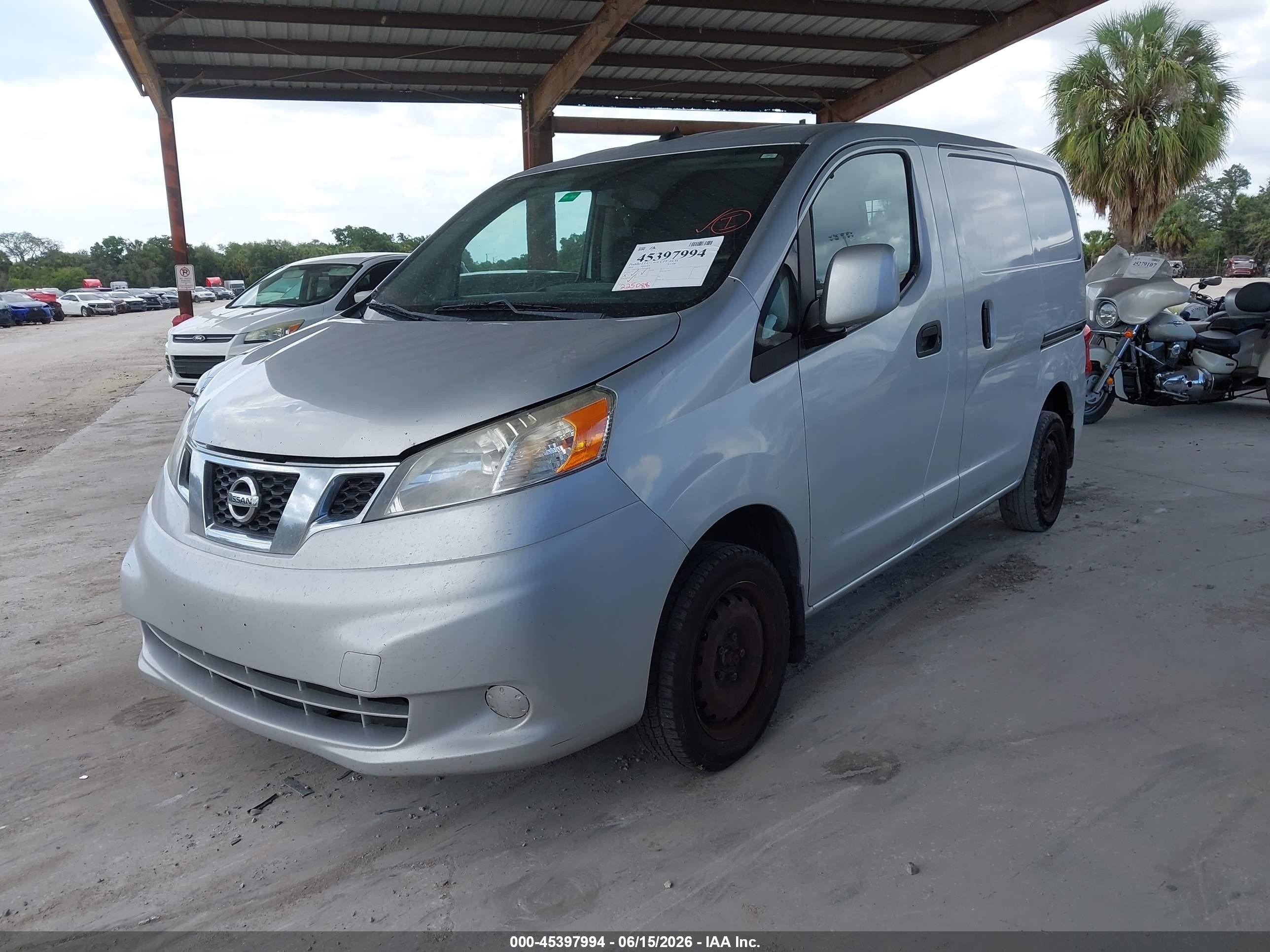 2014 Nissan Nv200 Sv Silver vin: 3N6CM0KN7EK699408