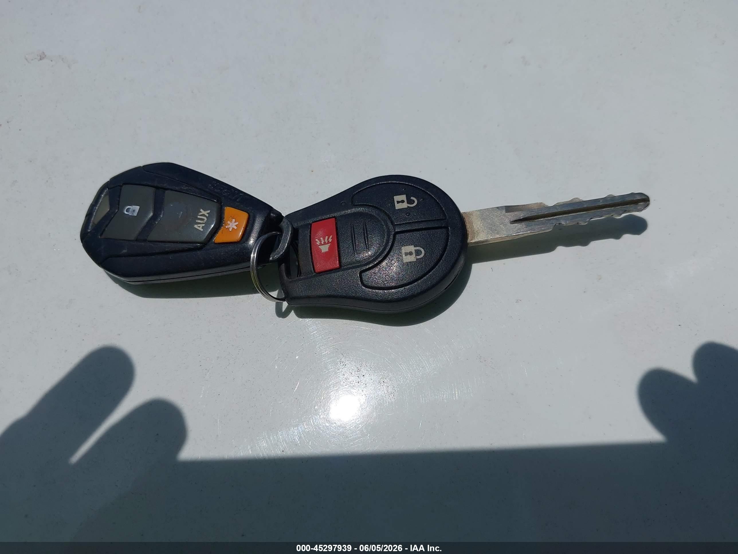 2014 Nissan Nv200 Sv Белый vin: 3N6CM0KN7EK699814