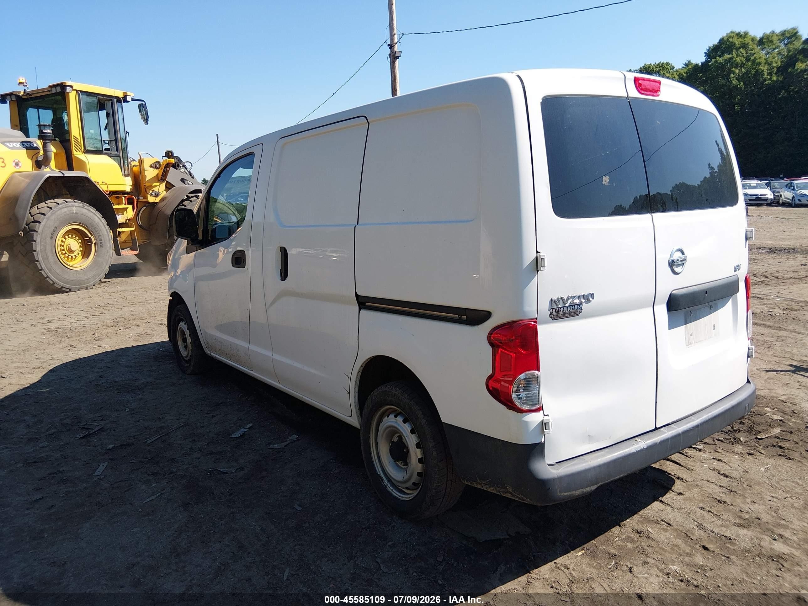 2015 Nissan Nv200 Sv White vin: 3N6CM0KN7FK694890
