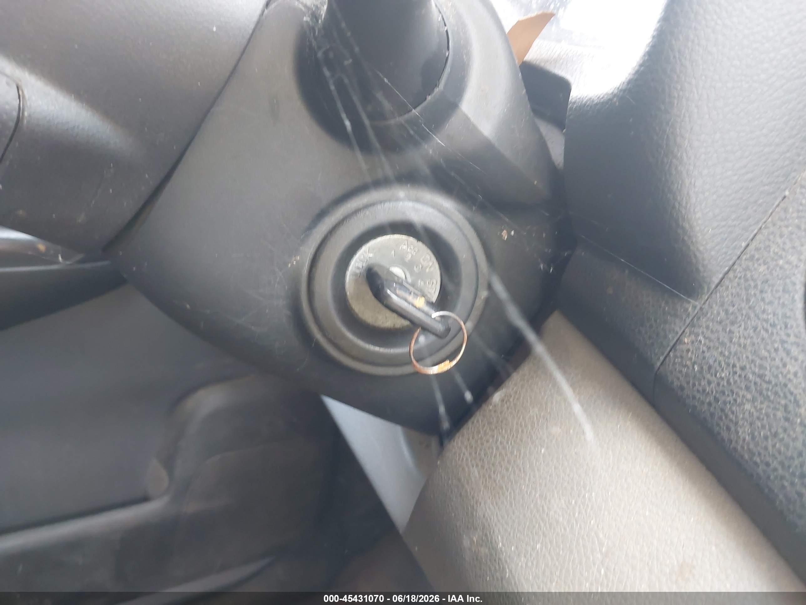 2015 Nissan Nv200 S Серебряный vin: 3N6CM0KN7FK697787