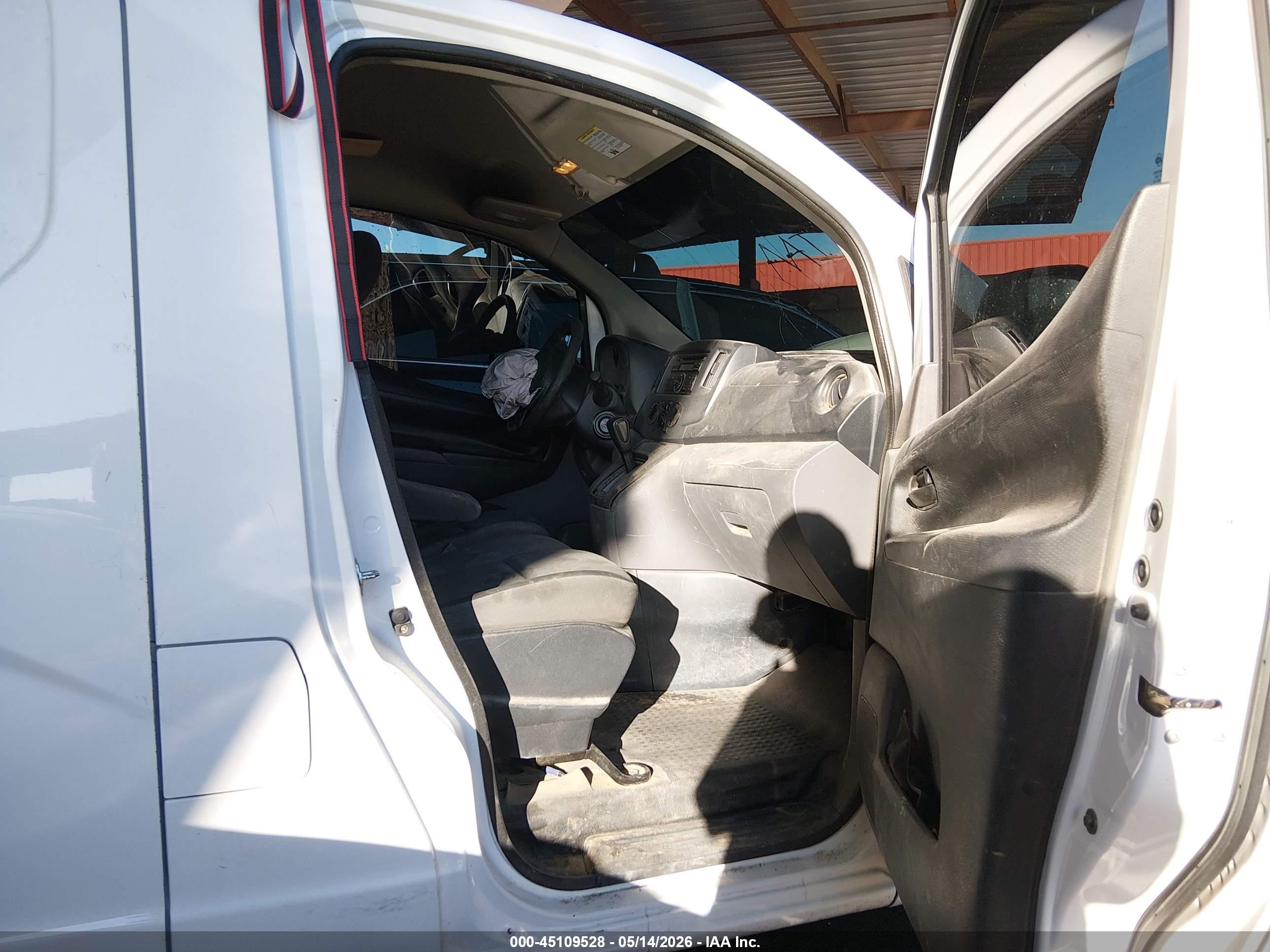2015 Nissan Nv200 S White vin: 3N6CM0KN7FK707153