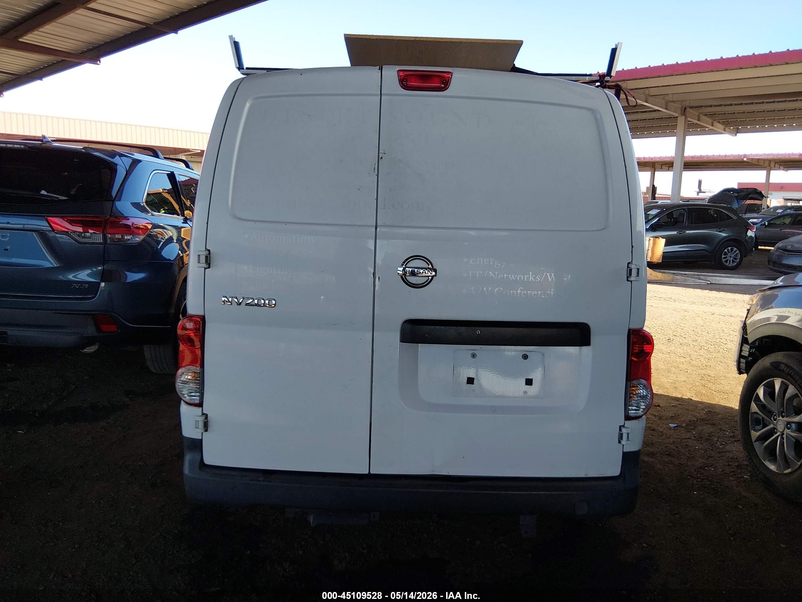 2015 Nissan Nv200 S White vin: 3N6CM0KN7FK707153