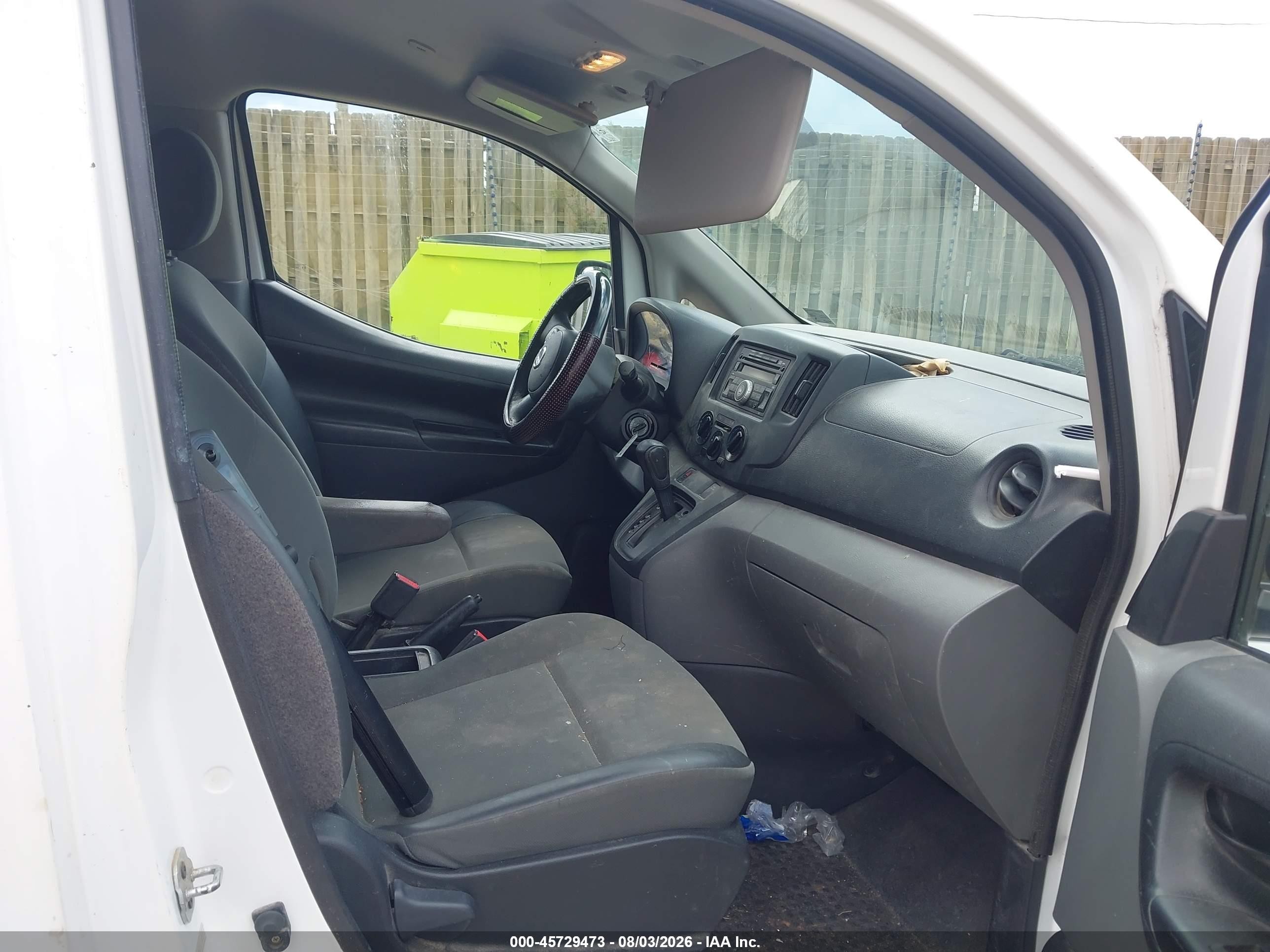 2015 Nissan Nv200 S Белый vin: 3N6CM0KN7FK719237