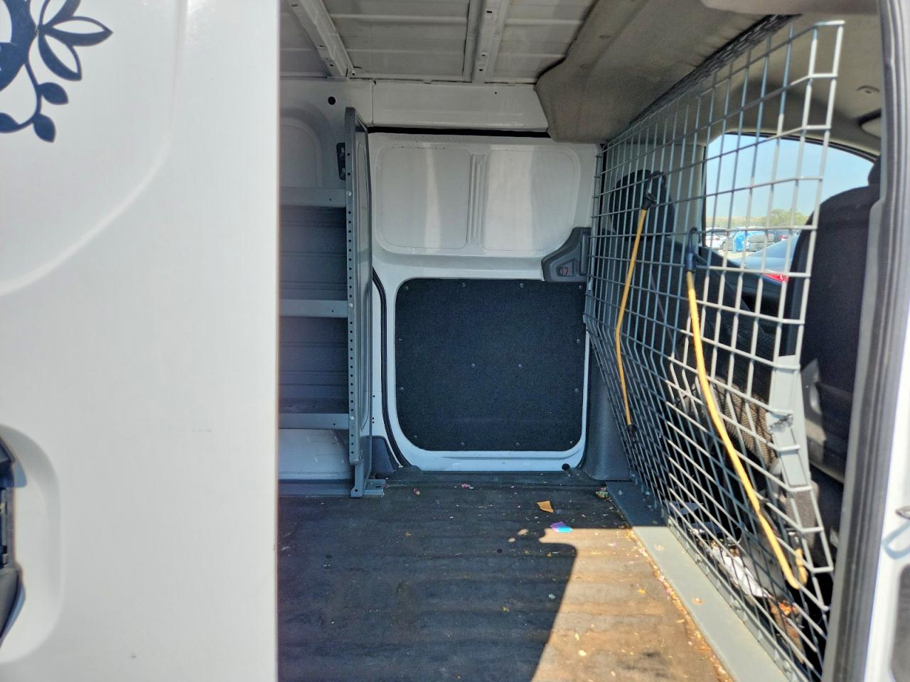 2015 Nissan Nv200 S White vin: 3N6CM0KN7FK731033