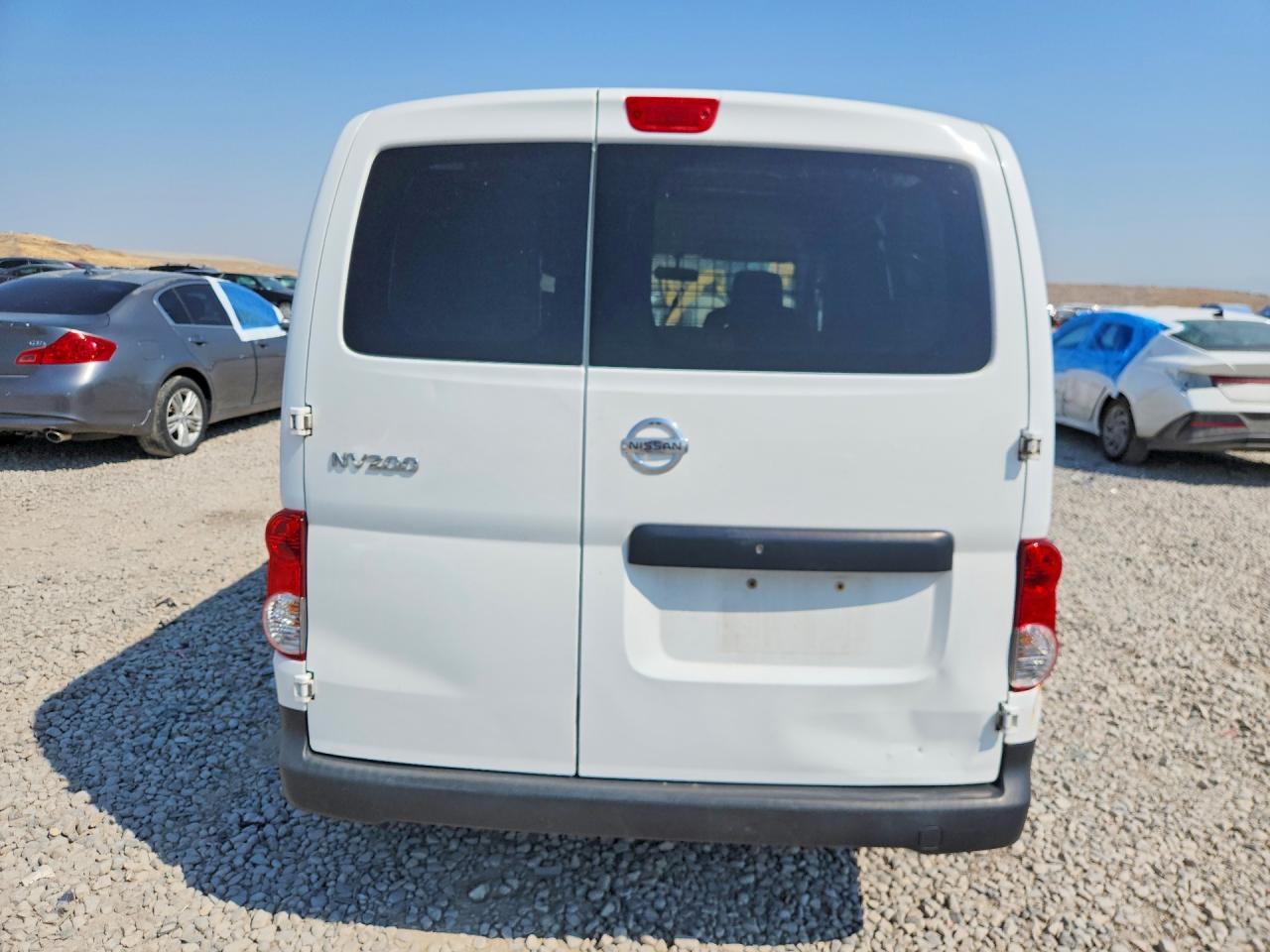2015 Nissan Nv200 S White vin: 3N6CM0KN7FK731033