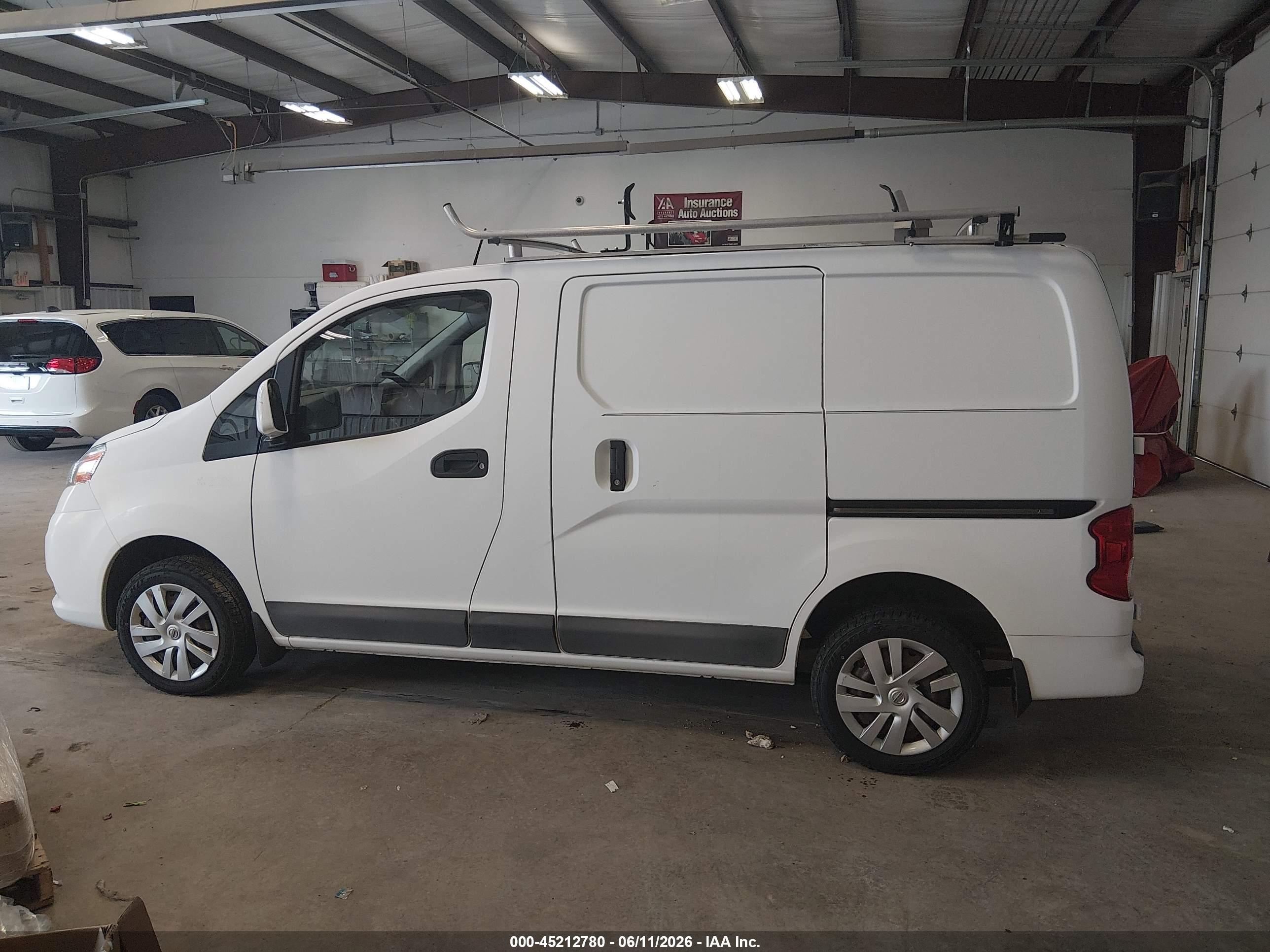 2017 Nissan Nv200 Sv White vin: 3N6CM0KN7HK698232