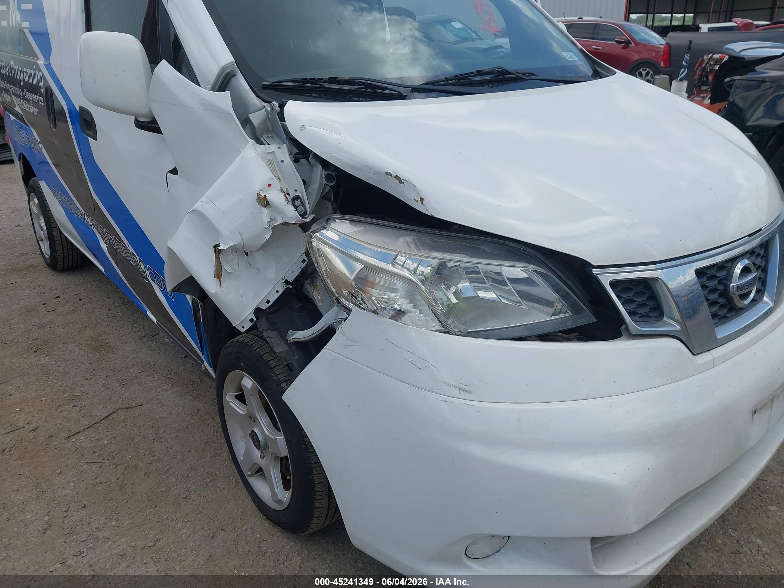 2014 Nissan Nv200 Sv White vin: 3N6CM0KN8EK697389