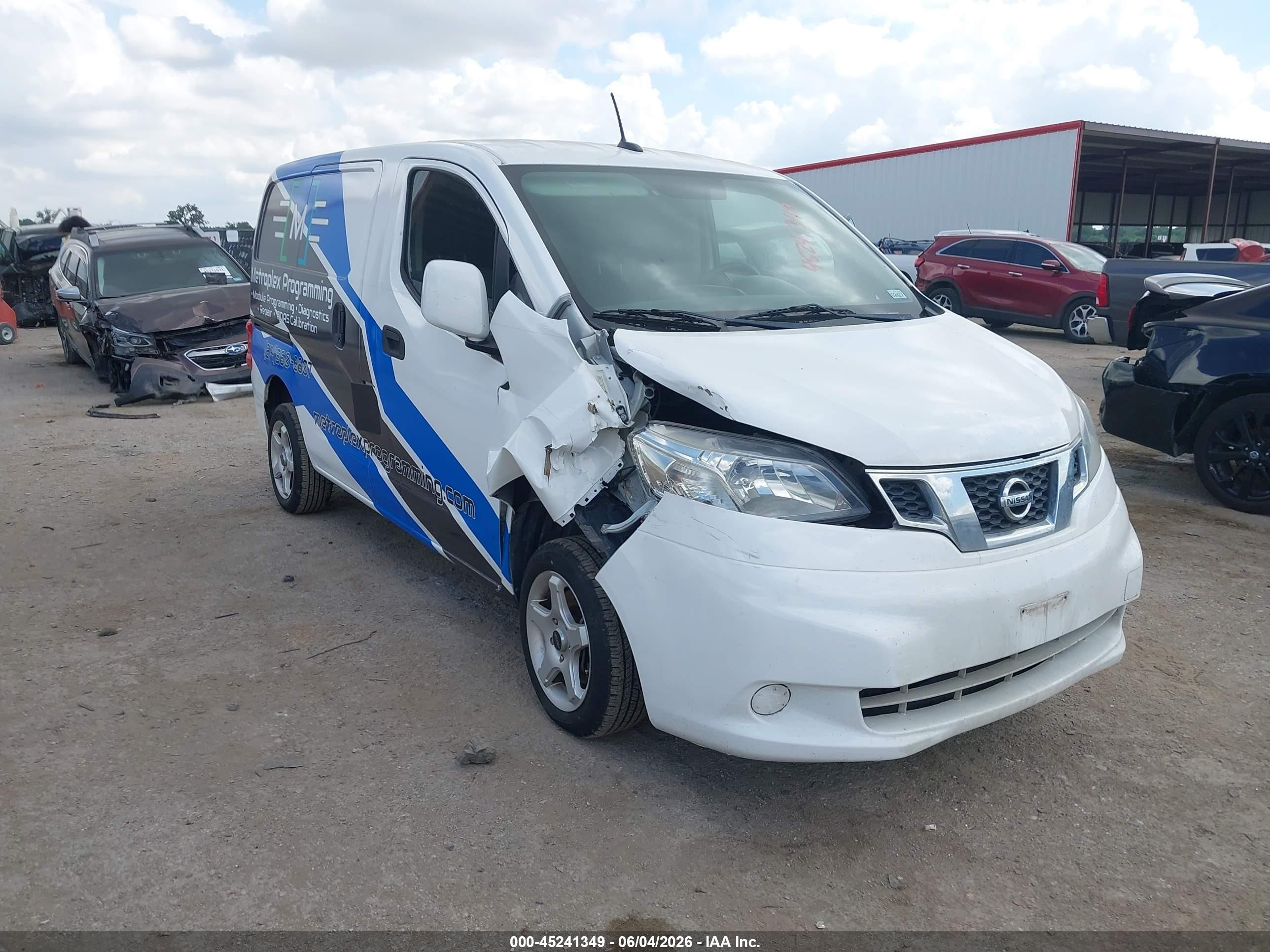 2014 Nissan Nv200 Sv White vin: 3N6CM0KN8EK697389