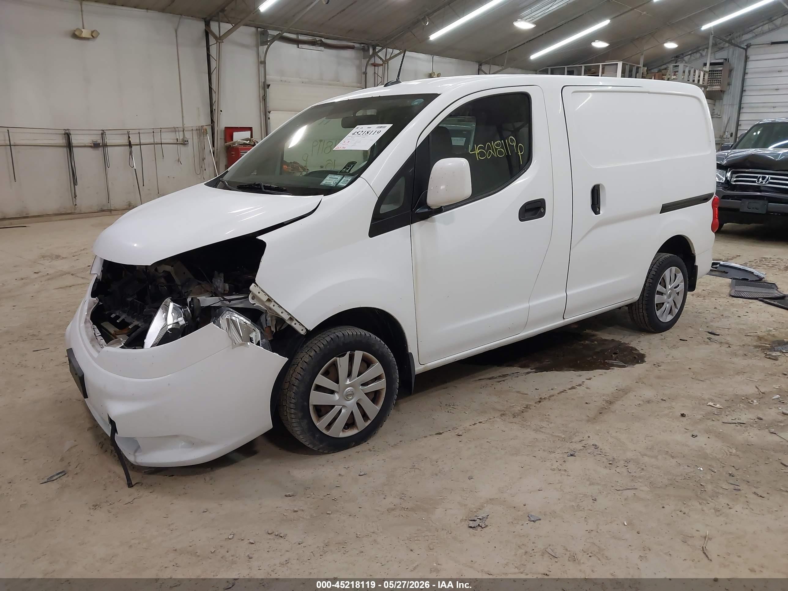 2015 Nissan Nv200 Sv White vin: 3N6CM0KN8FK703984