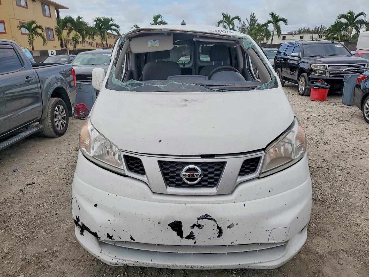 2015 Nissan Nv200 Sv White vin: 3N6CM0KN8FK706903