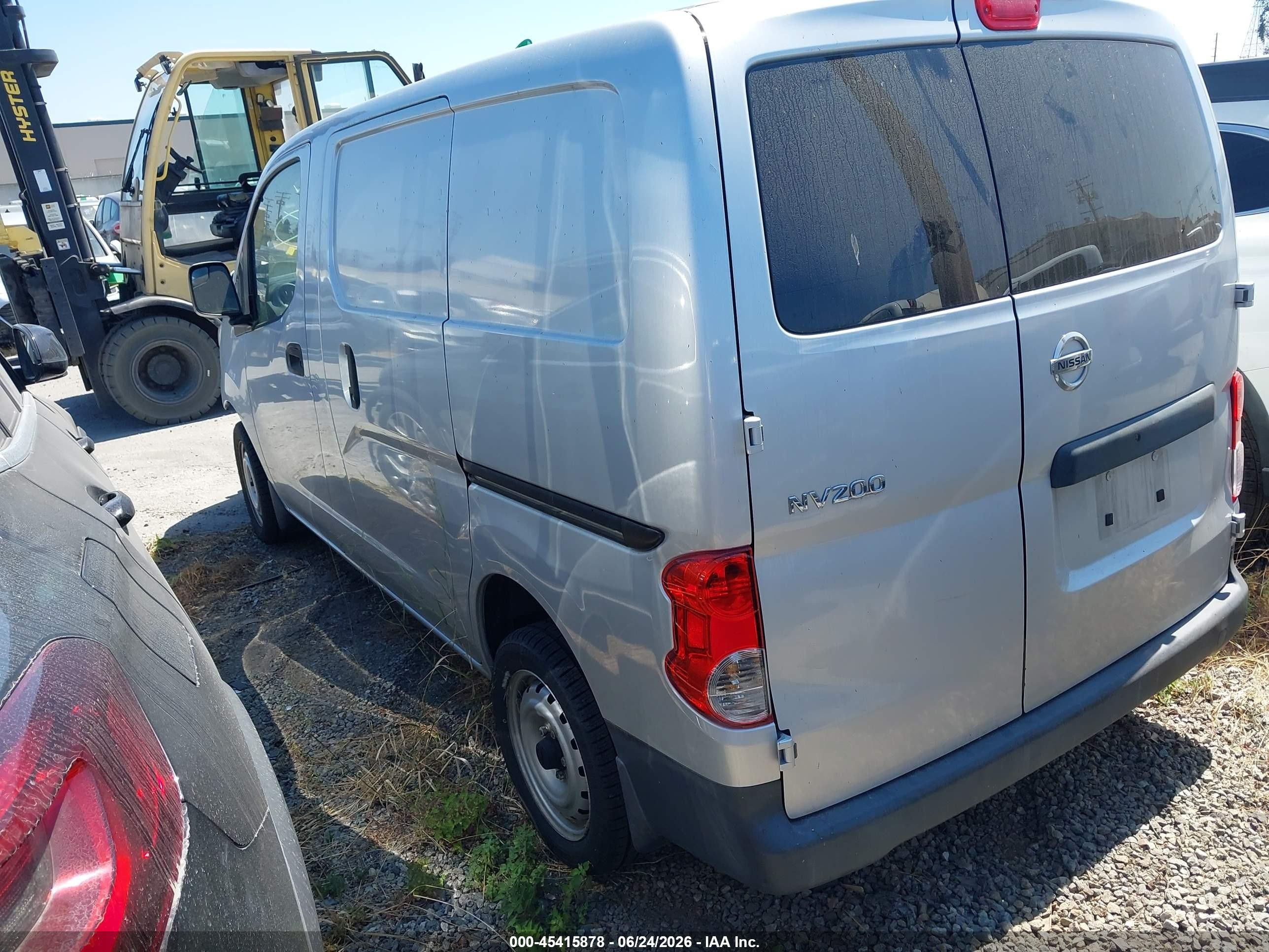 2015 Nissan Nv200 S Silver vin: 3N6CM0KN8FK716203