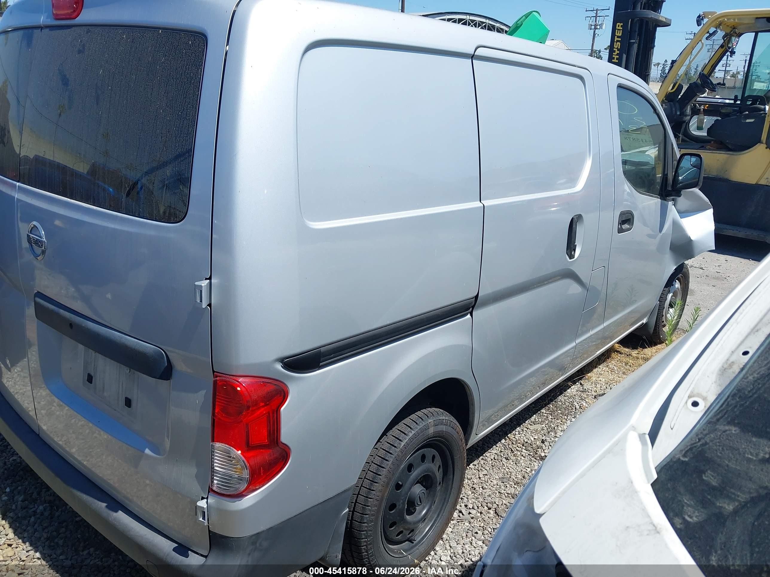 2015 Nissan Nv200 S Silver vin: 3N6CM0KN8FK716203