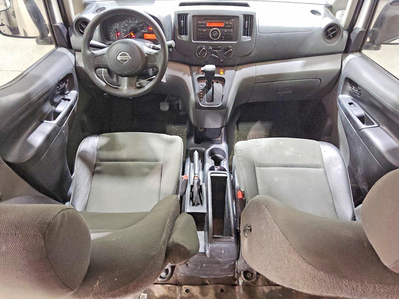 2015 Nissan Nv200 S White vin: 3N6CM0KN8FK718887
