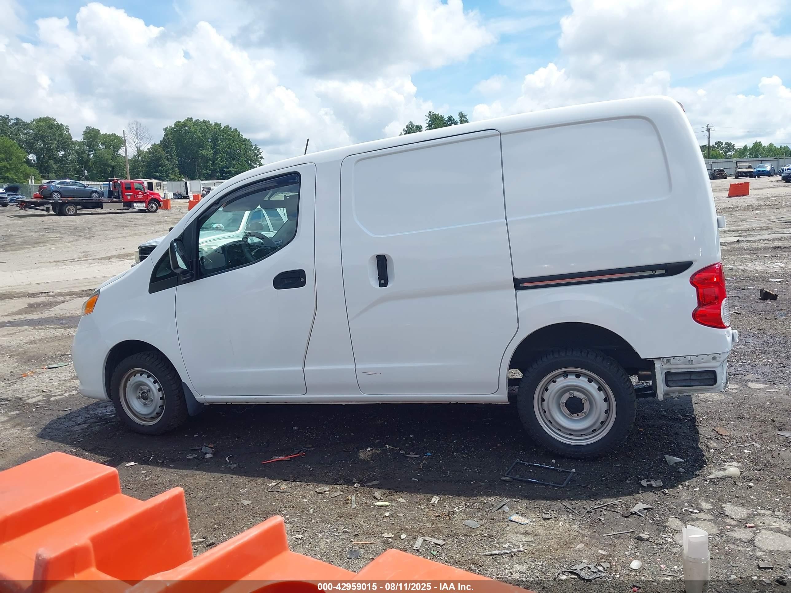 2020 Nissan Nv200  Cargo S Xtronic Cvt White vin: 3N6CM0KN8LK703656